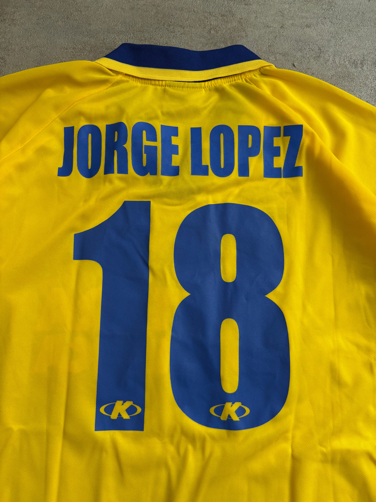 Camiseta Kelme Villarreal ‘Terra Mítica’ 2001/02 ‘Jorge López’ Vintage - XL
