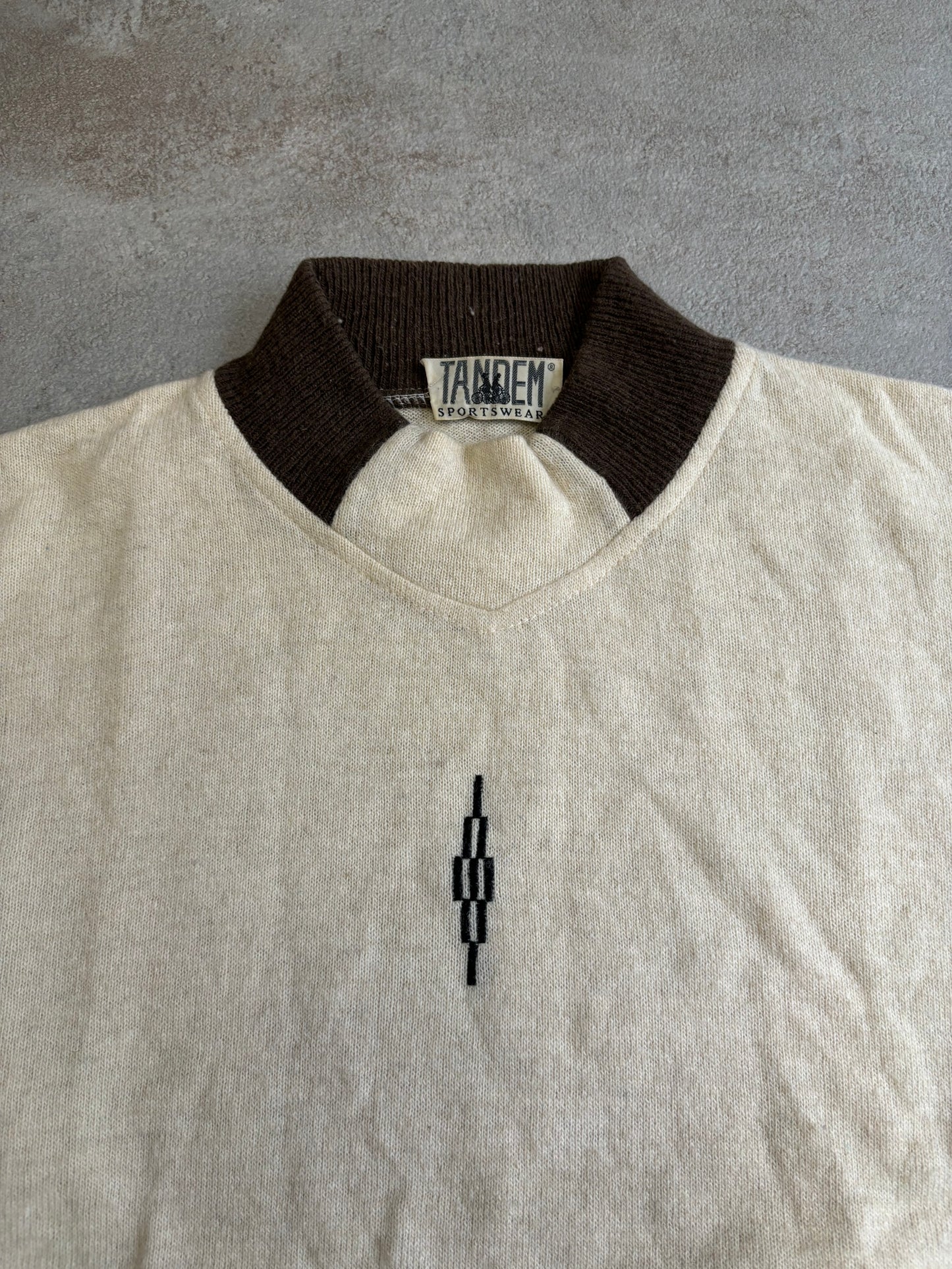 Jersey Logo Embroidered 90s Vintage - M