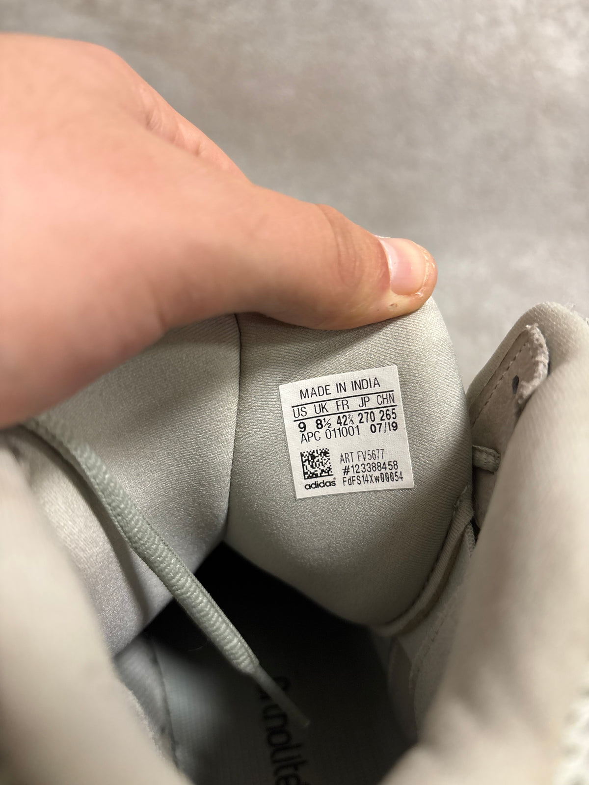 Botas Adidas Yeezy Salt Desert - 42