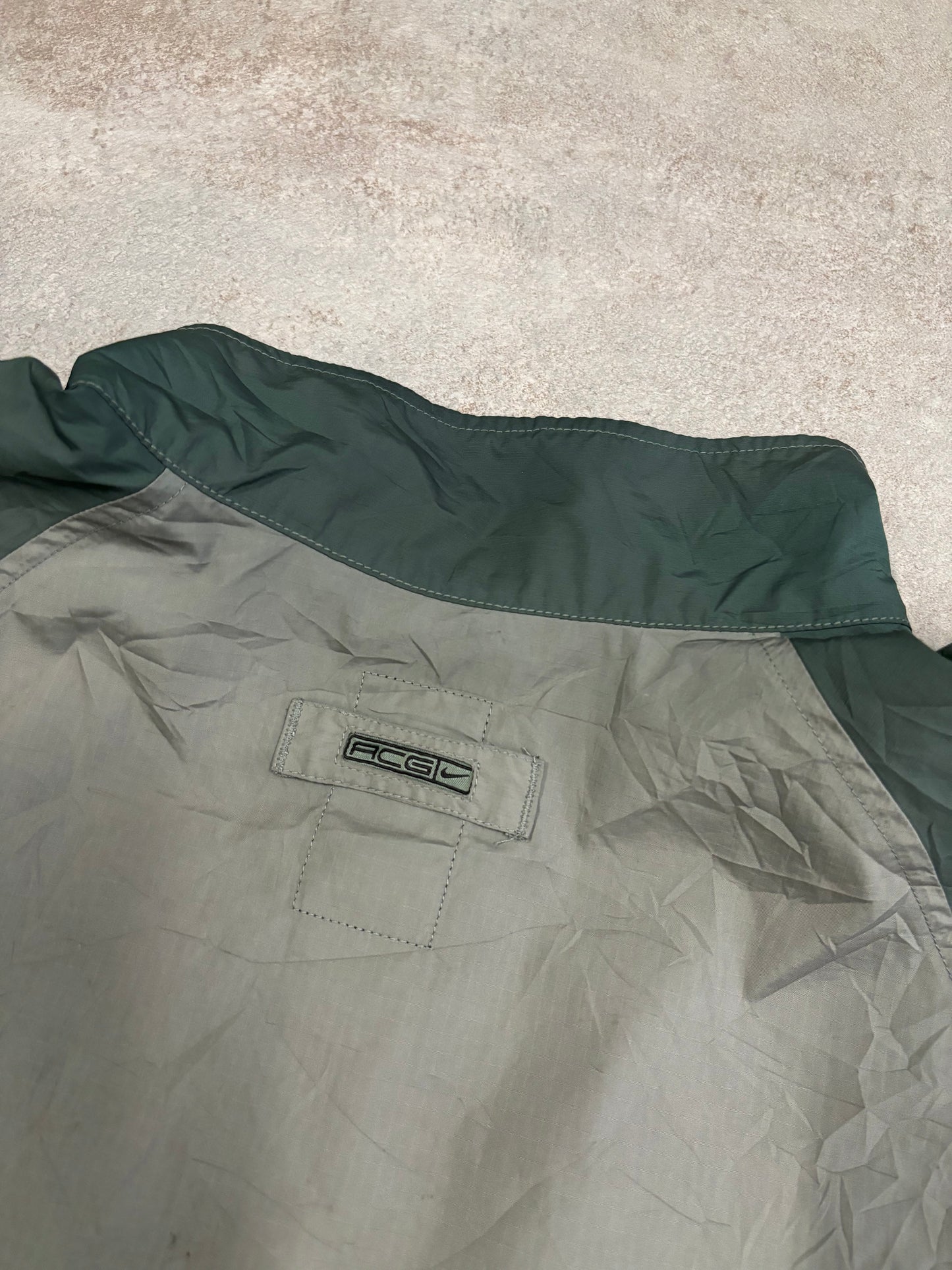 Vintage Nike ACG Packable Windbreaker Jacket - L