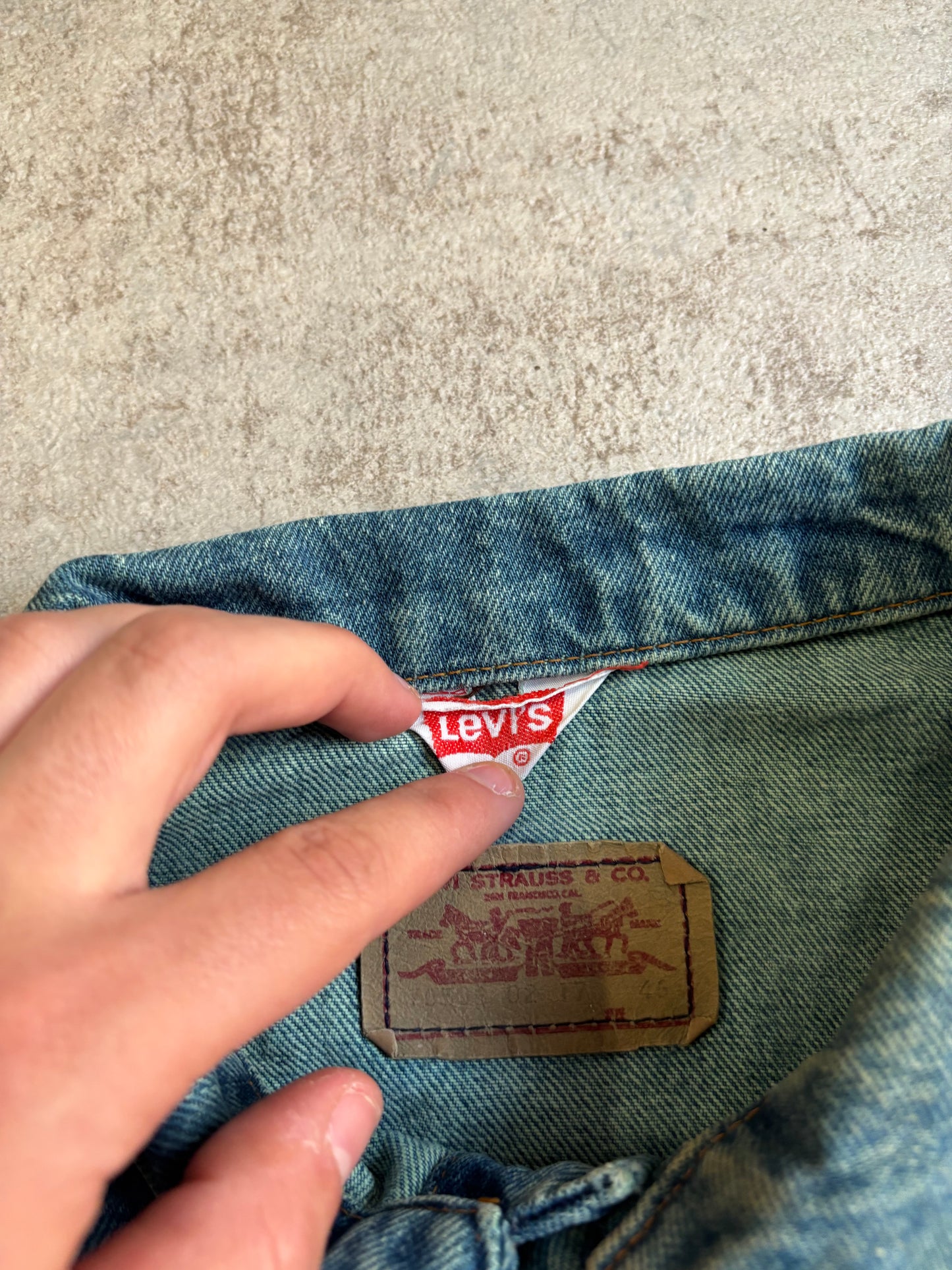 Chaqueta Levi’s ‘Real Stained’ 90s Vintage - M