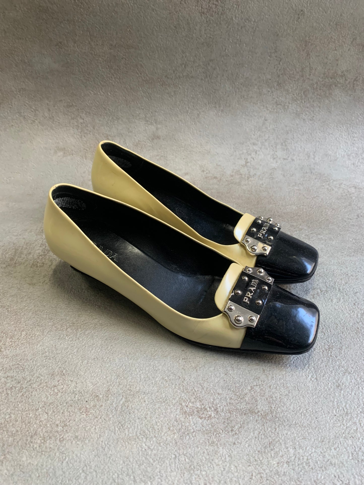 Tacones Charol Vintage Prada 00’s - 39’5