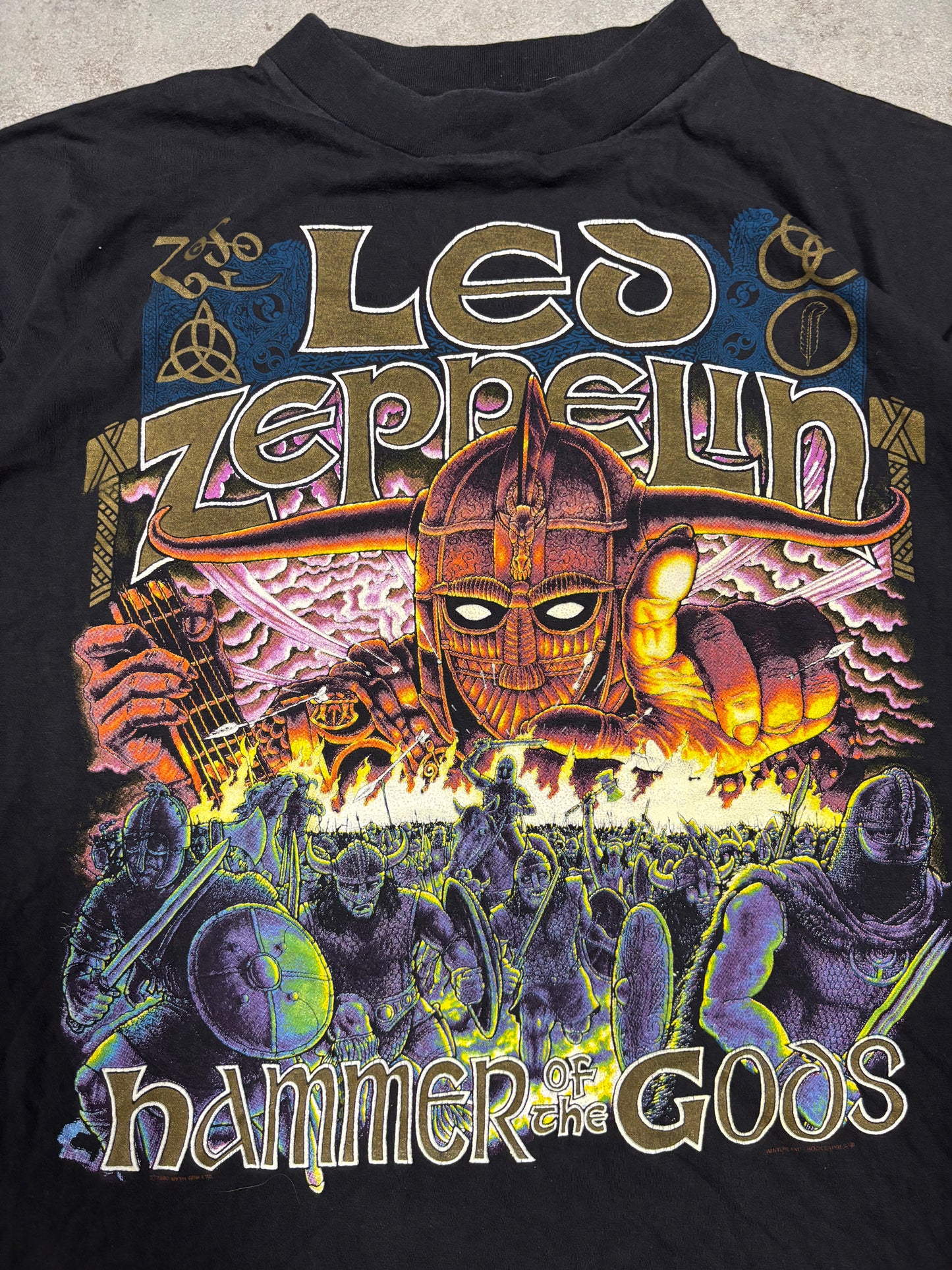 Camiseta Gráfica Led Zeppelin ‘Hammer Of The Gods’ 90s Vintage - M