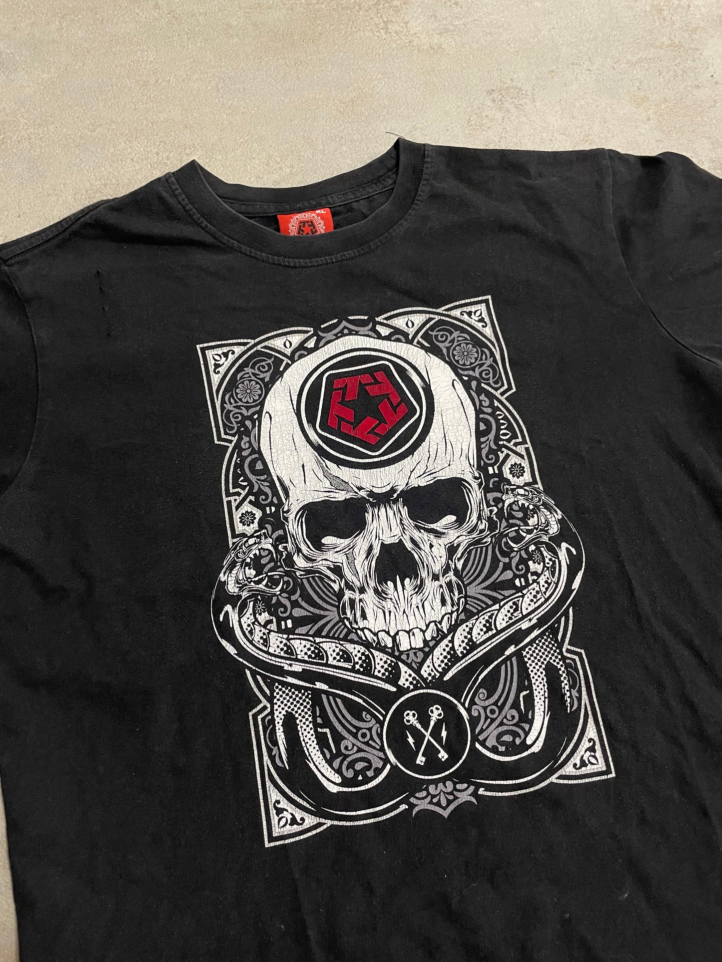Camiseta Estampada Tribal 00s Vintage - M