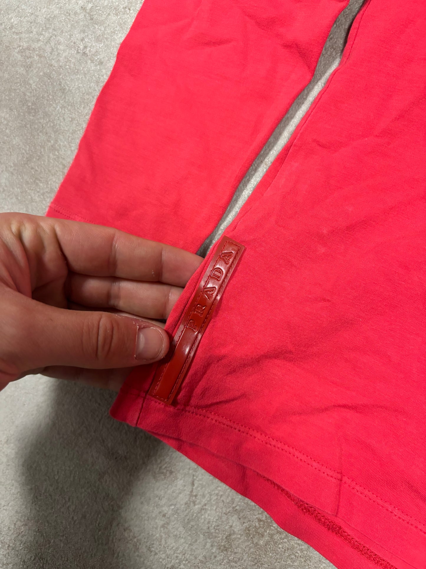 Camiseta Pico Elástica Prada 90s Vintage - L