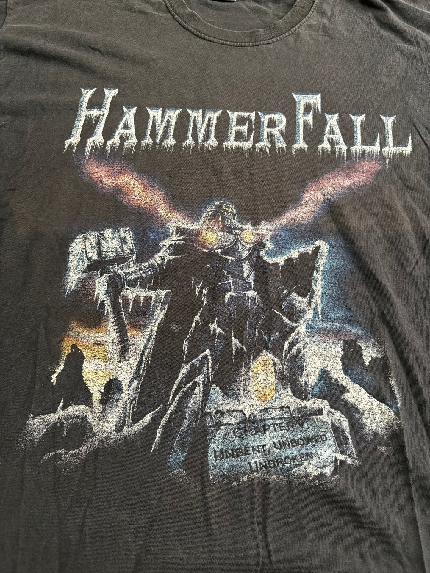 Camiseta ‘Stained’ Hammer Fall 00s Vintage - L