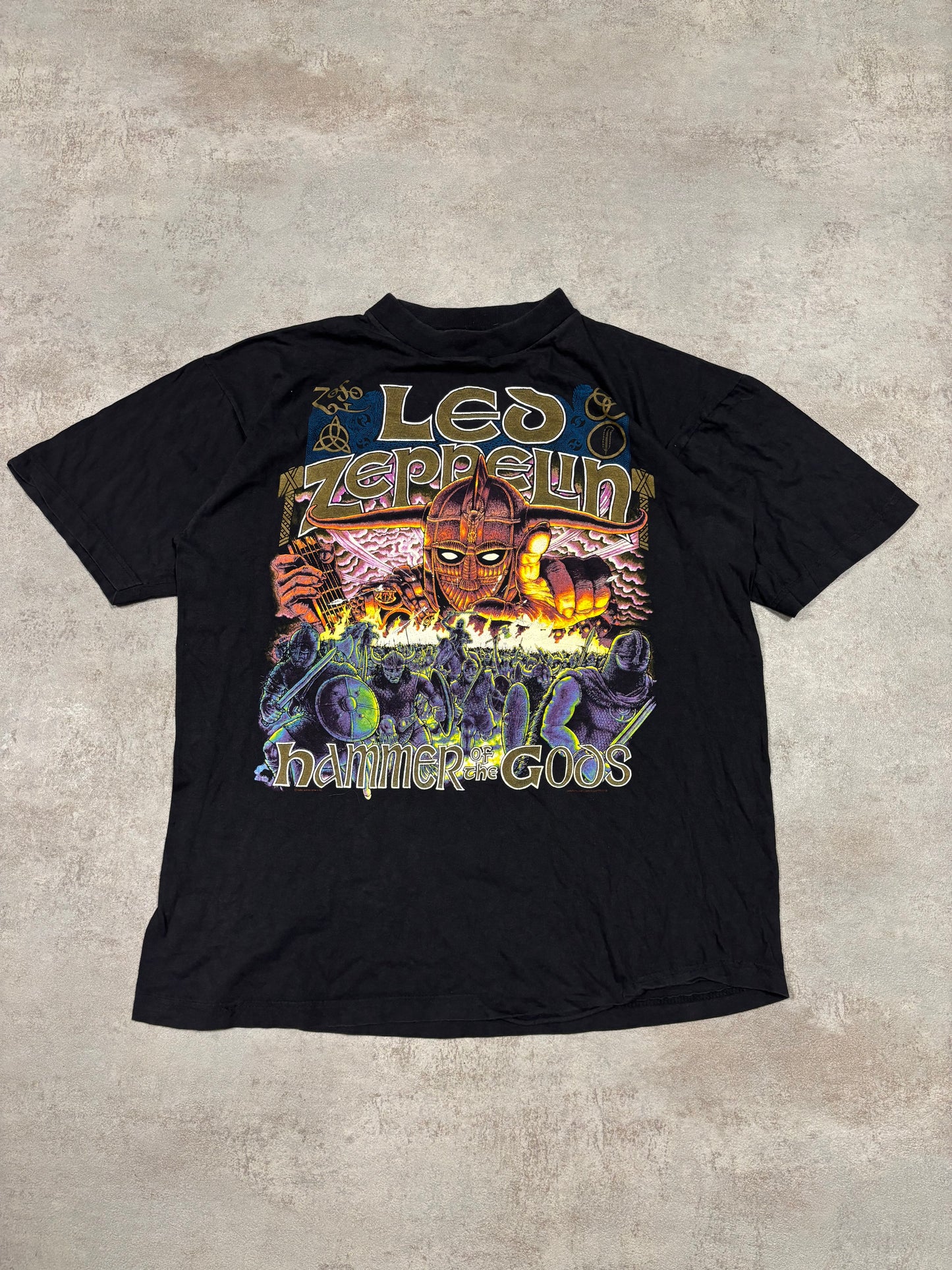 Camiseta Gráfica Led Zeppelin ‘Hammer Of The Gods’ 90s Vintage - M