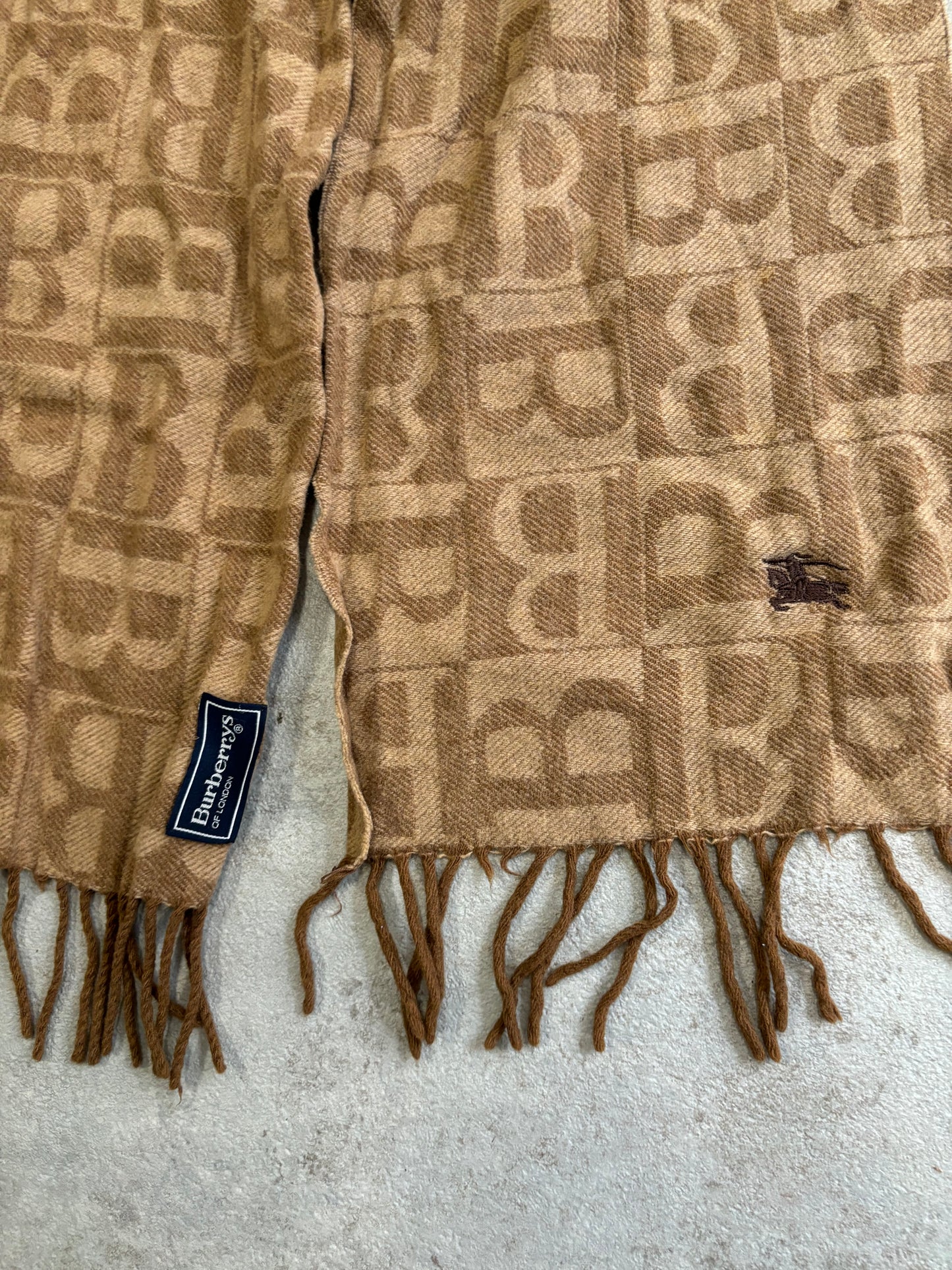 Bufanda Burberry 00s Vintage