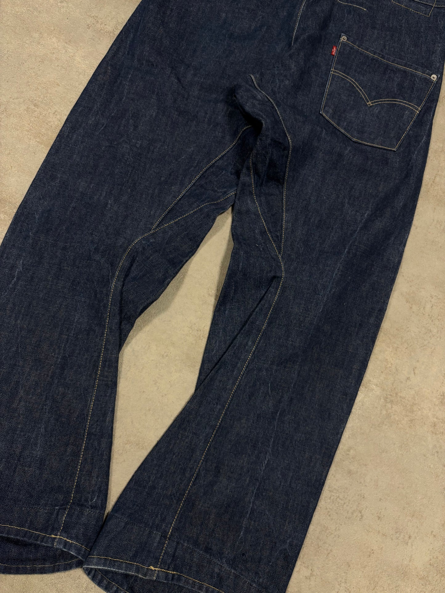 Pantalones Asimétricos Levi’s Engineered 00s Vintage - XL