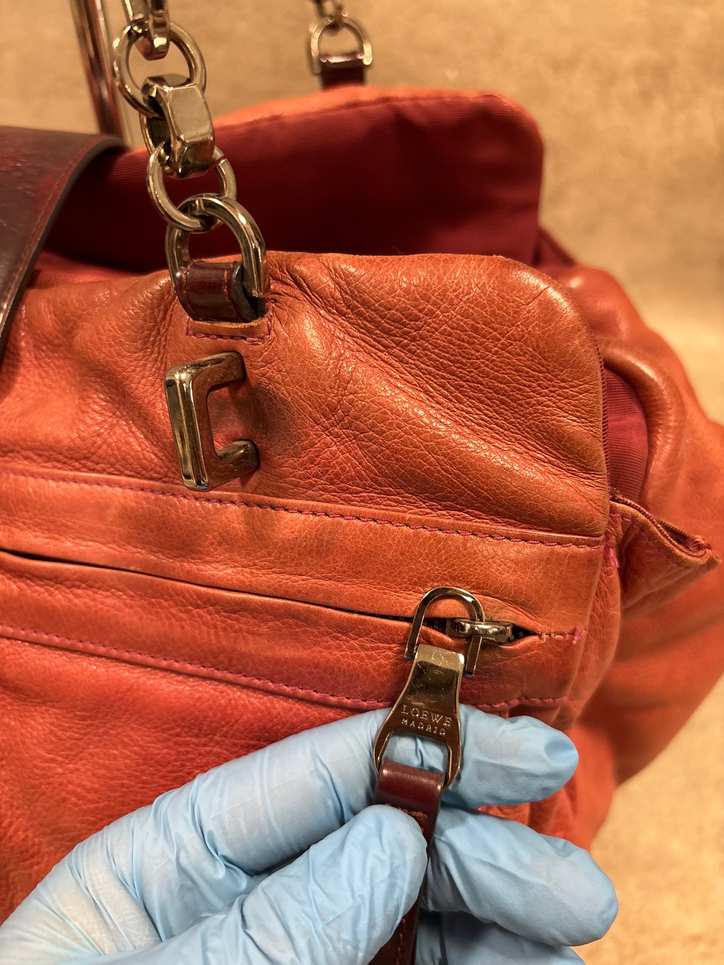 Bolso Hombro Cuero Rojo Loewe