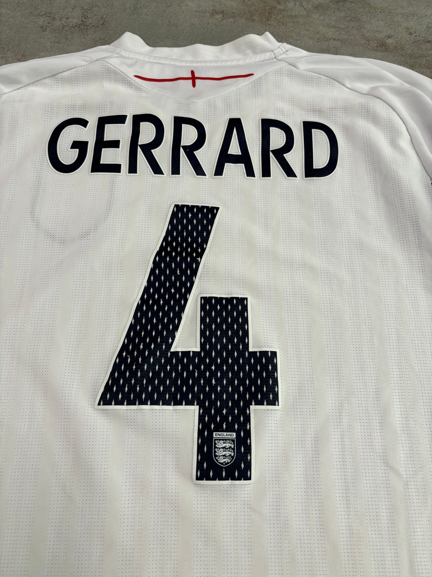 Camiseta Umbro Inglaterra ‘Gerrard 4’ 2007/2009 - M