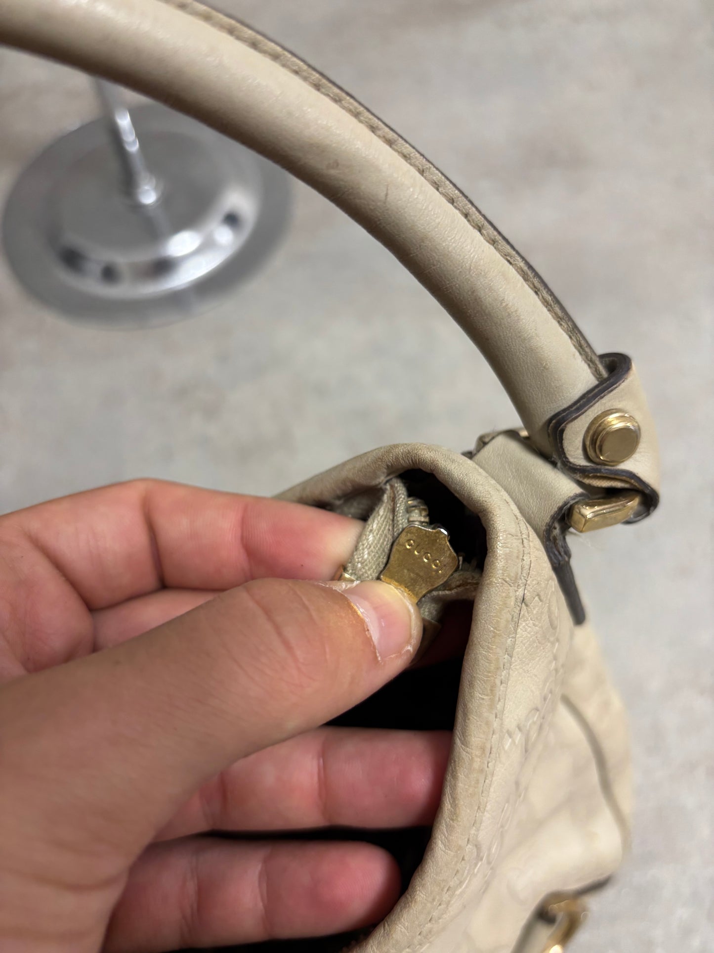 Bolso Hobo D-Ring Abbey Guccissima Cuero Gucci 00s Vintage