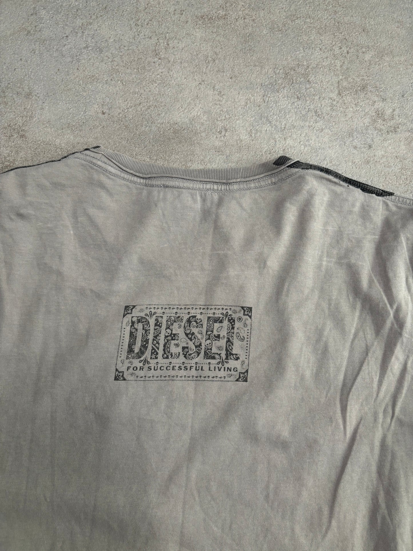 Camiseta Diesel 00s Vintage - L