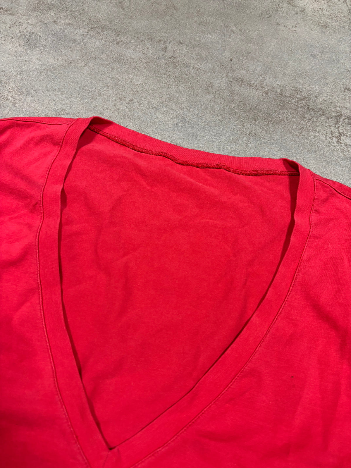 Camiseta Pico Elástica Prada 90s Vintage - L