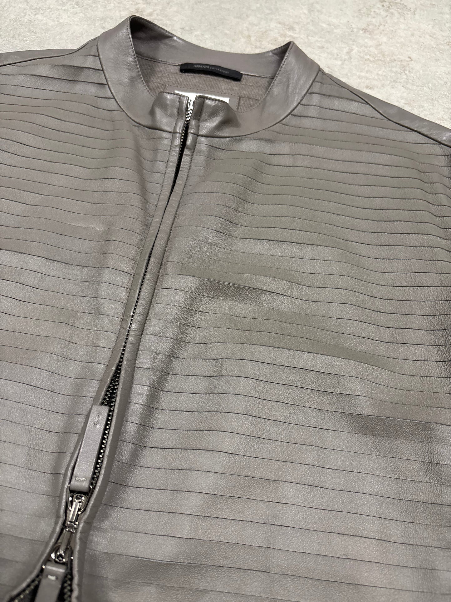 Chaqueta Cuero Panelado Armani Collezioni - M