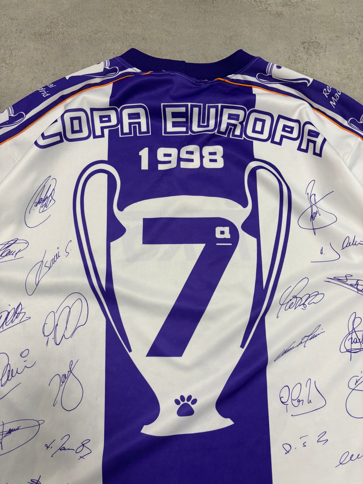 Camiseta Kelme Real Madrid Campeón de Europa 7tma 1998 Vintage - XL