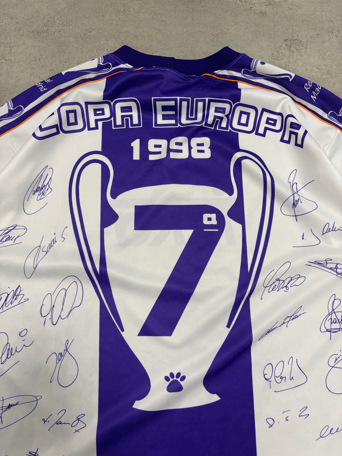 Camiseta Kelme Real Madrid Campeón de Europa 7tma 1998 Vintage - XL