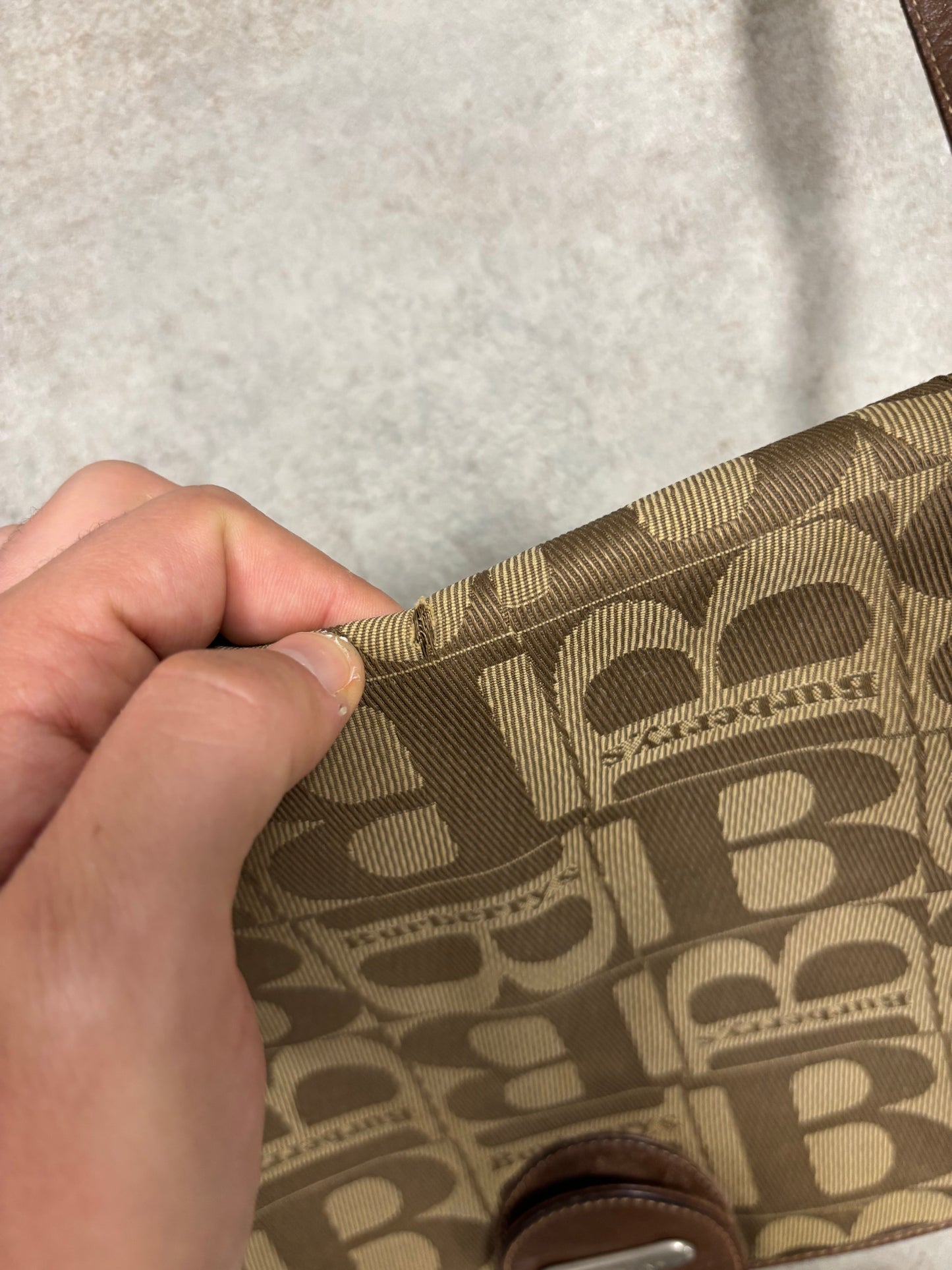 Bolso Bandolera Monogram Burberry 00s Vintage