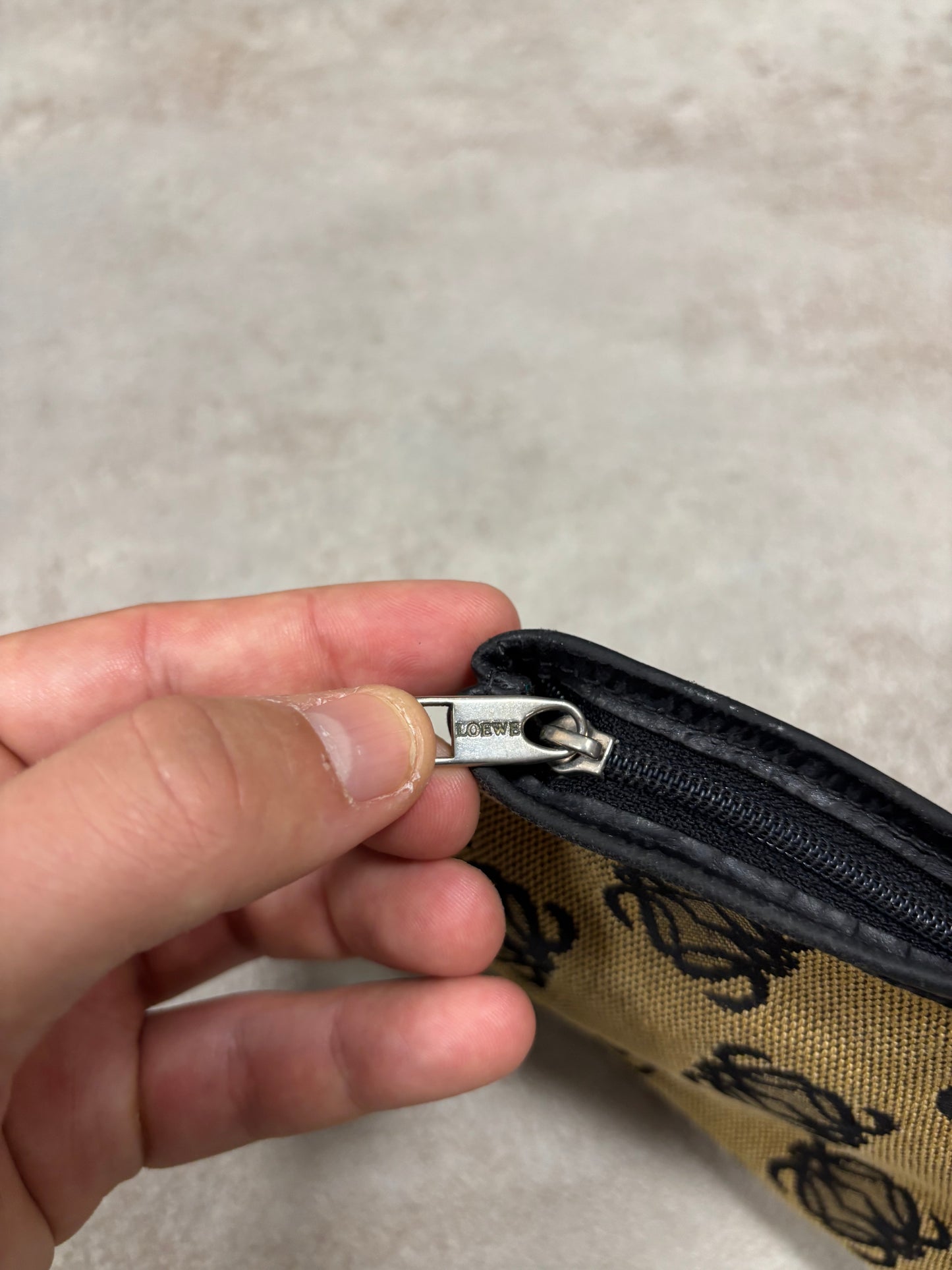 Monedero Loewe Monogram 90s Vintage