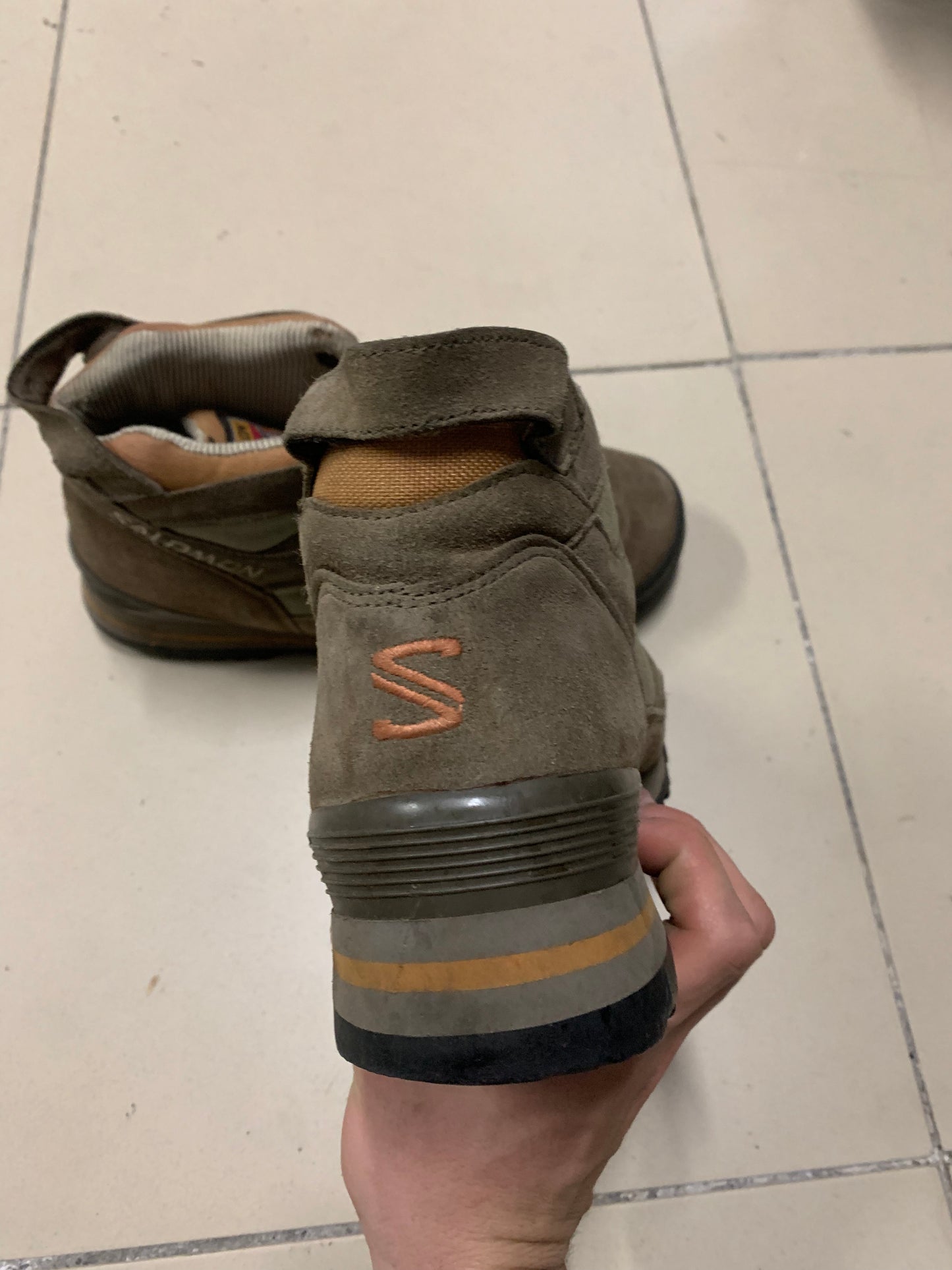 Vintage Salomon 90's Mountain Boots - 43
