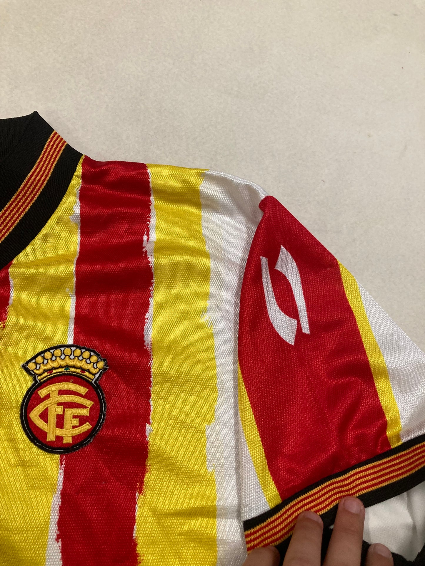 Camiseta Puma Selección Catalana 1998 ‘First Kit seleccion catalana Ever’ Vintage - M