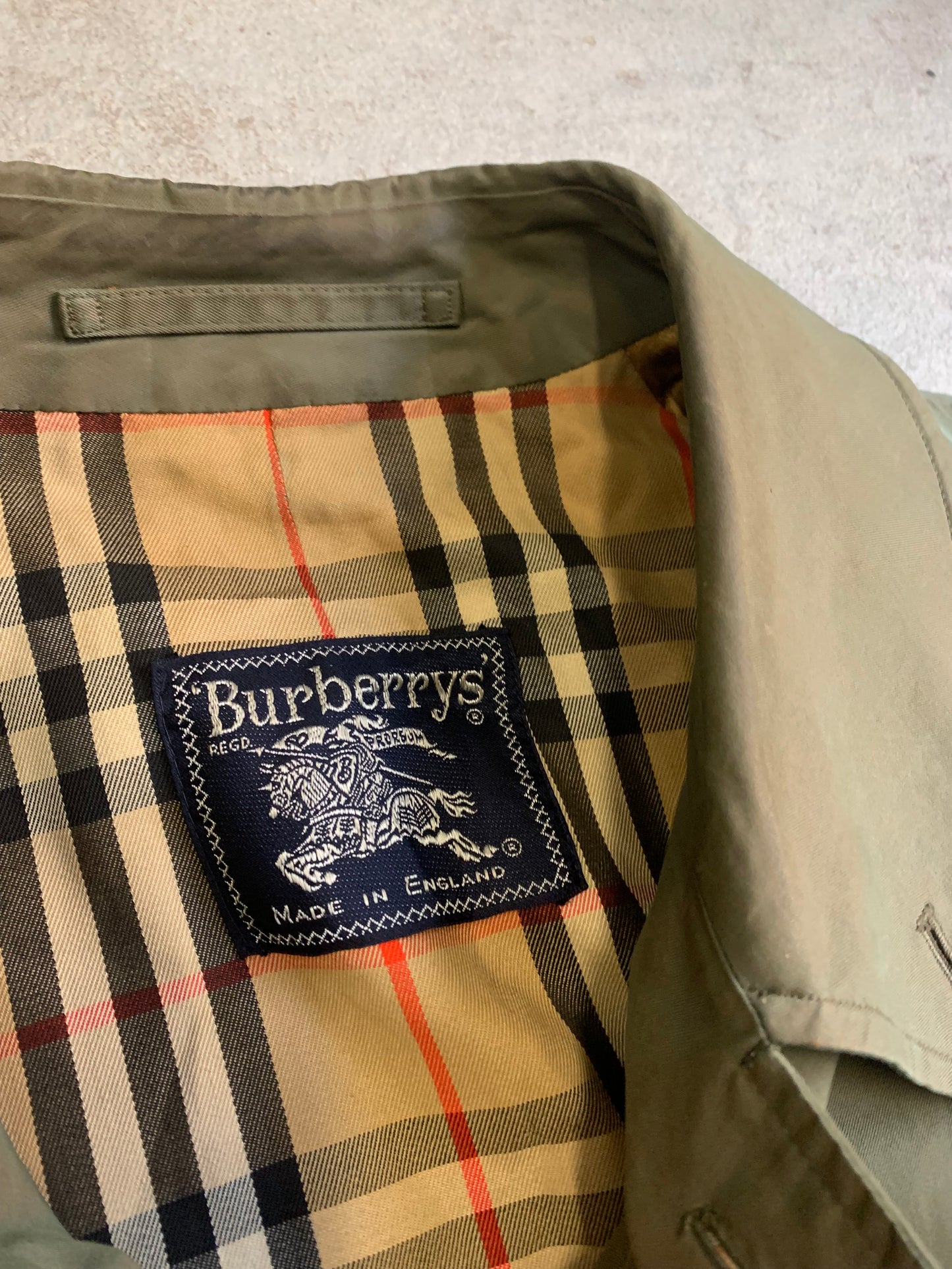 Gabardina Vintage Burberry Nova Check 80’s - L