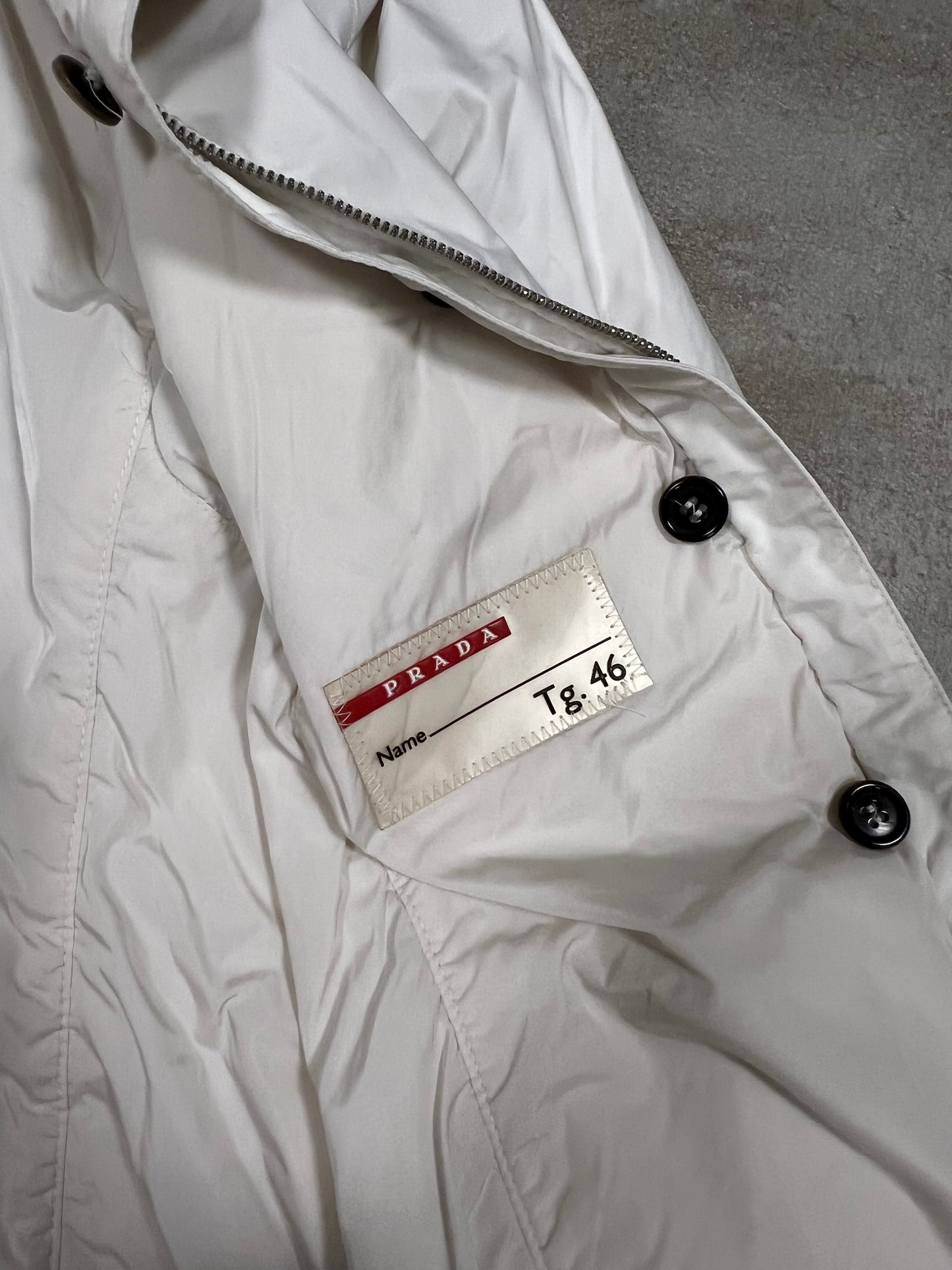 Chaqueta Nylon Vintage Prada 2000 - M