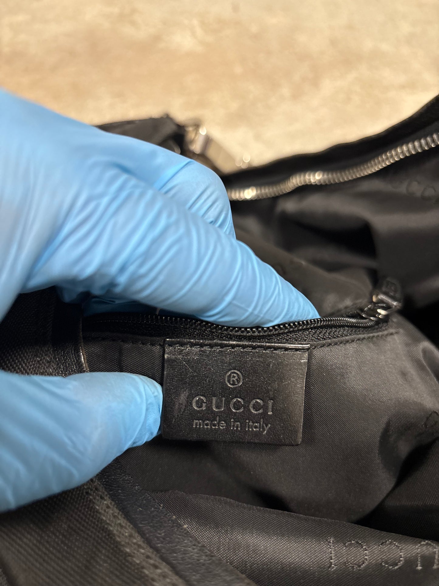 Bolso Hombro ‘Hobo’ Gucci Nylon 00s Vintage