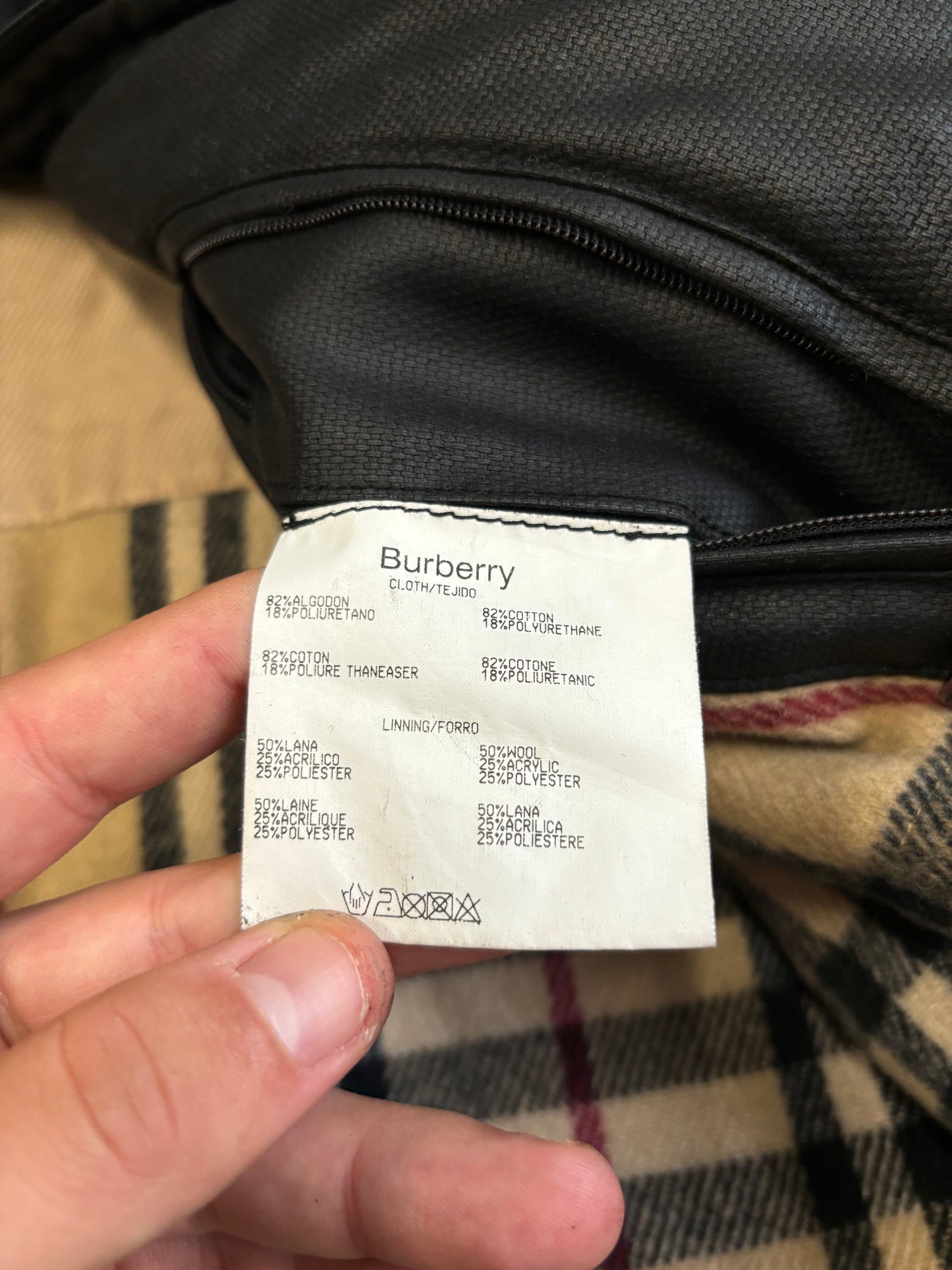 Abrigo Goma Burberry 00s Vintage - XL