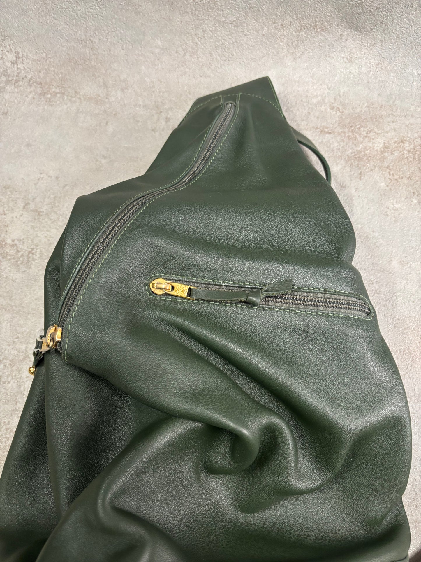 Sling Bag Cuero Loewe