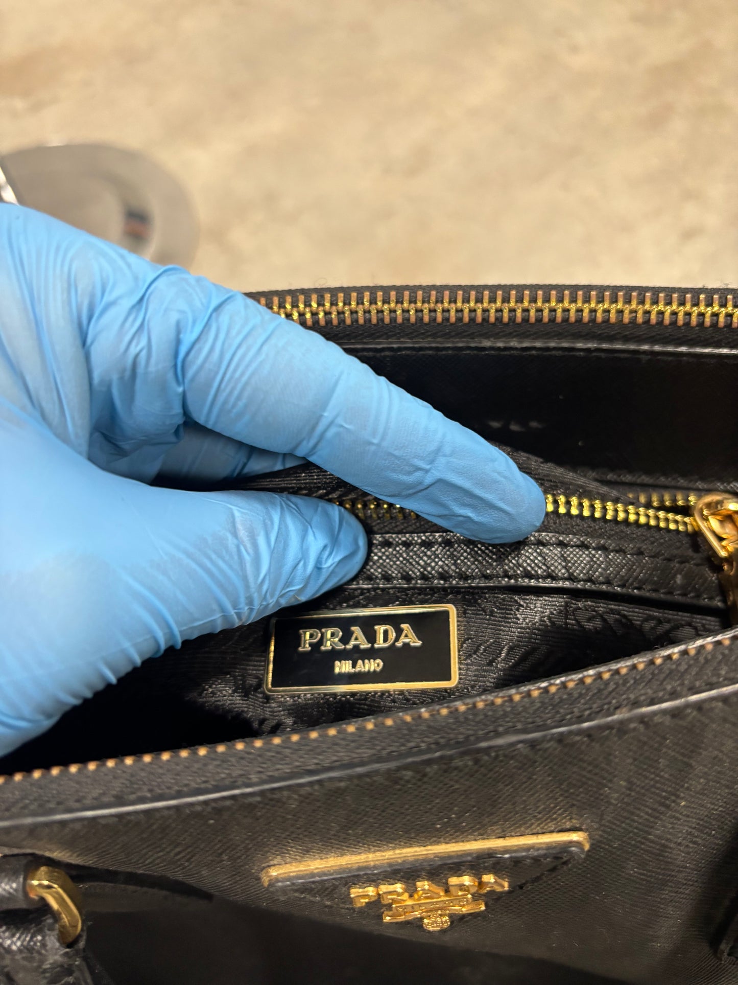 Bolso Prada Saffiano Small Gallerie Double Zip Tote Bag