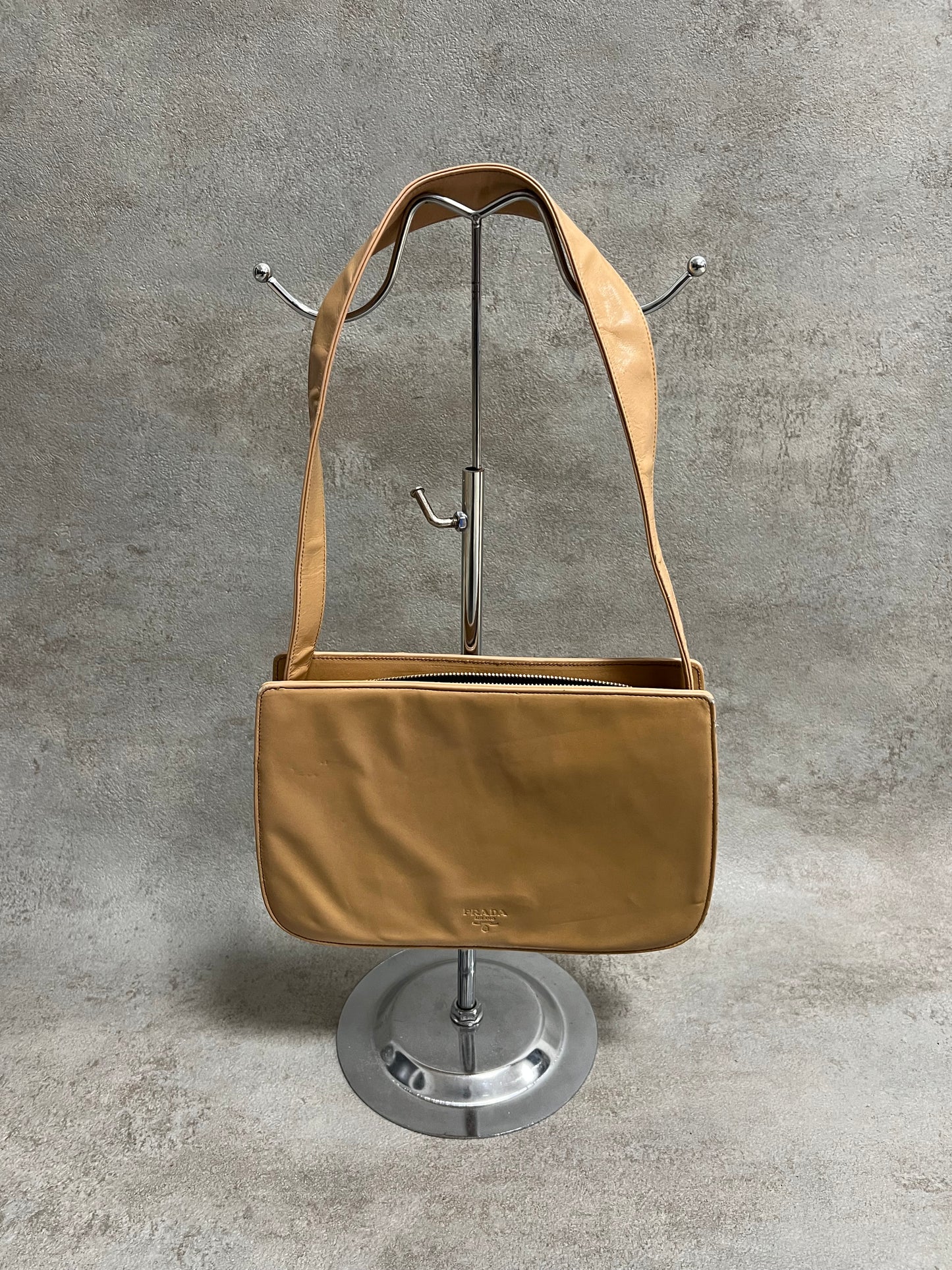 Bolso Cuero ‘Charol’ Vintage Prada 90’s