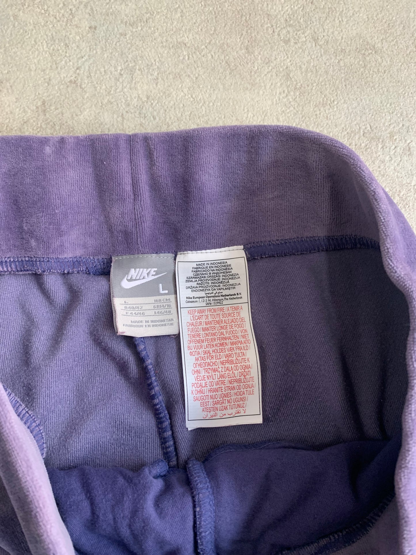 Pantalones Terciopelo Vintage Nike 00’s - M