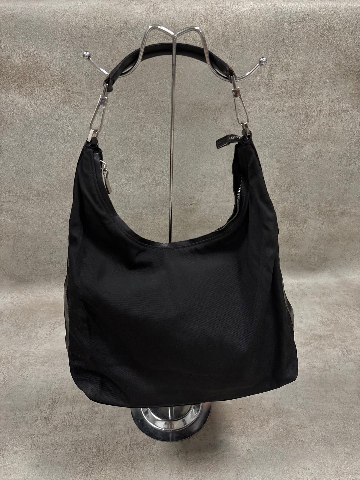Bolso Hombro ‘Hobo’ Gucci Nylon 00s Vintage