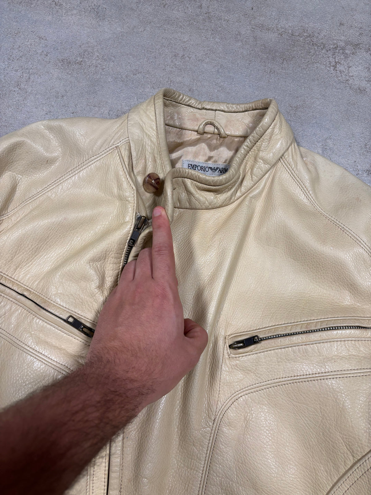 Chaqueta Asimétrica Cuero Emporio Armani 90s Vintage - M Woman