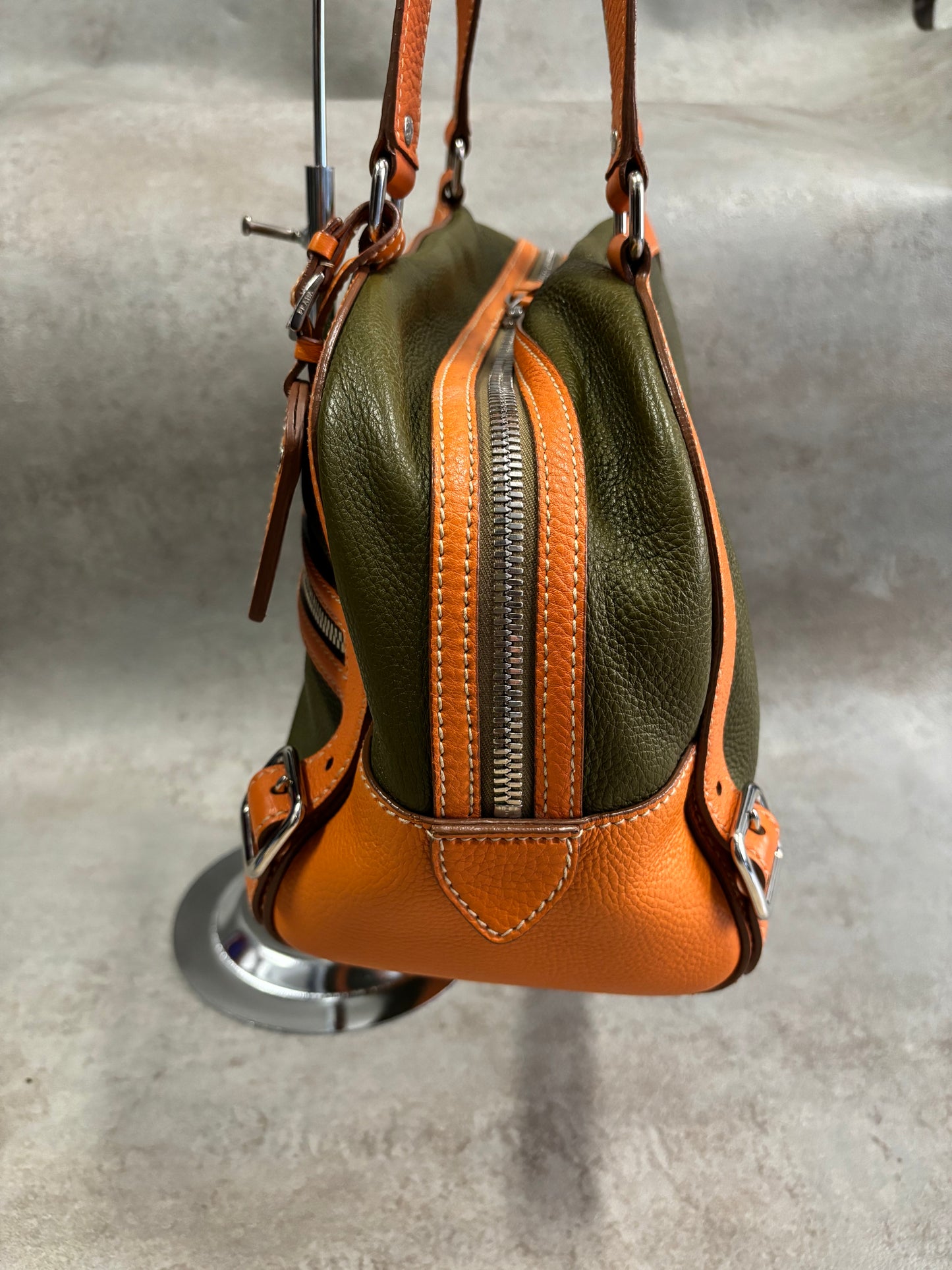 Bolso Cuero ‘Bowling’ Prada 00s Vintage