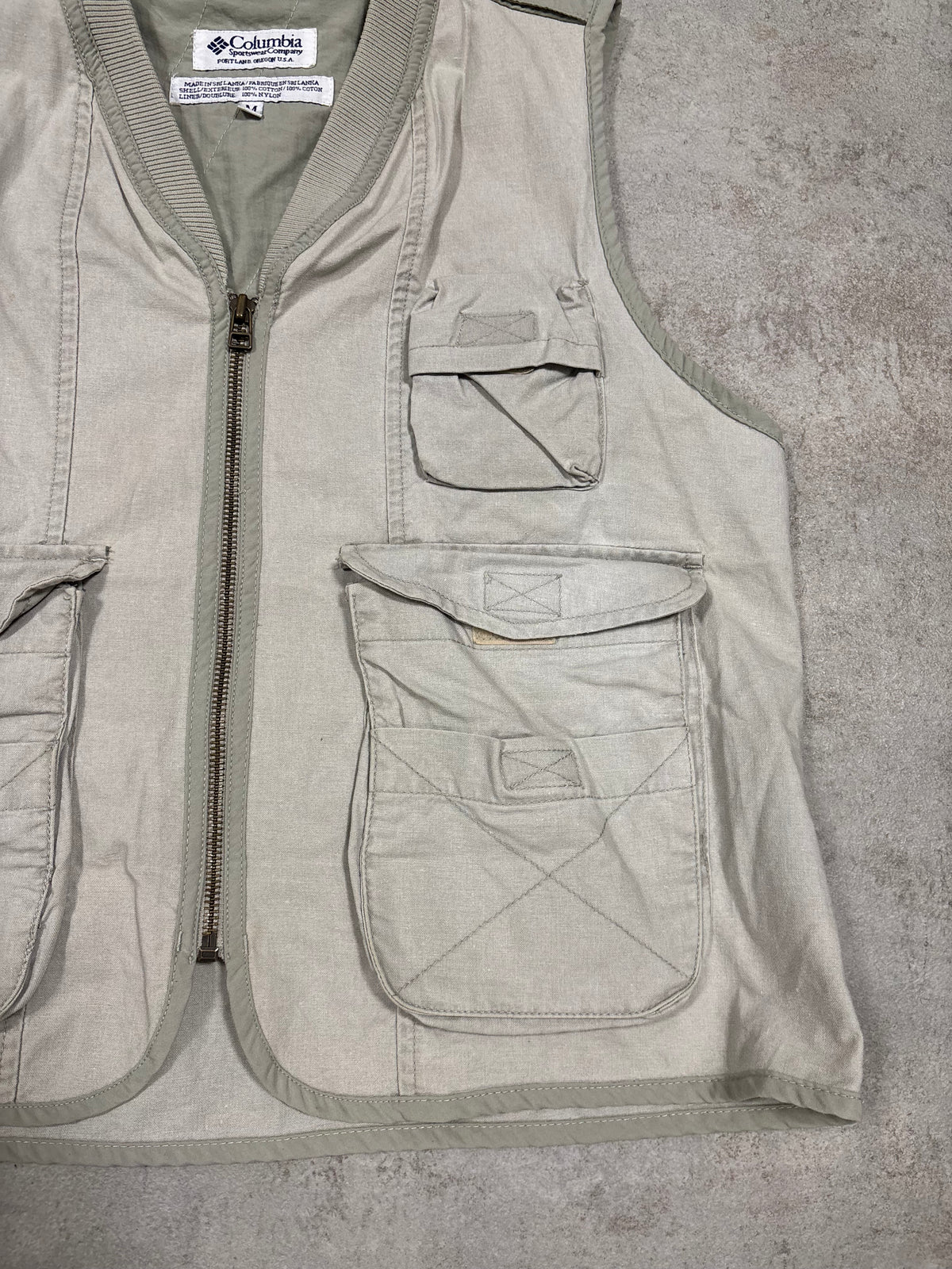 Chaleco Cargo ‘Buckle Back’ Columbia 00s Vintage - M