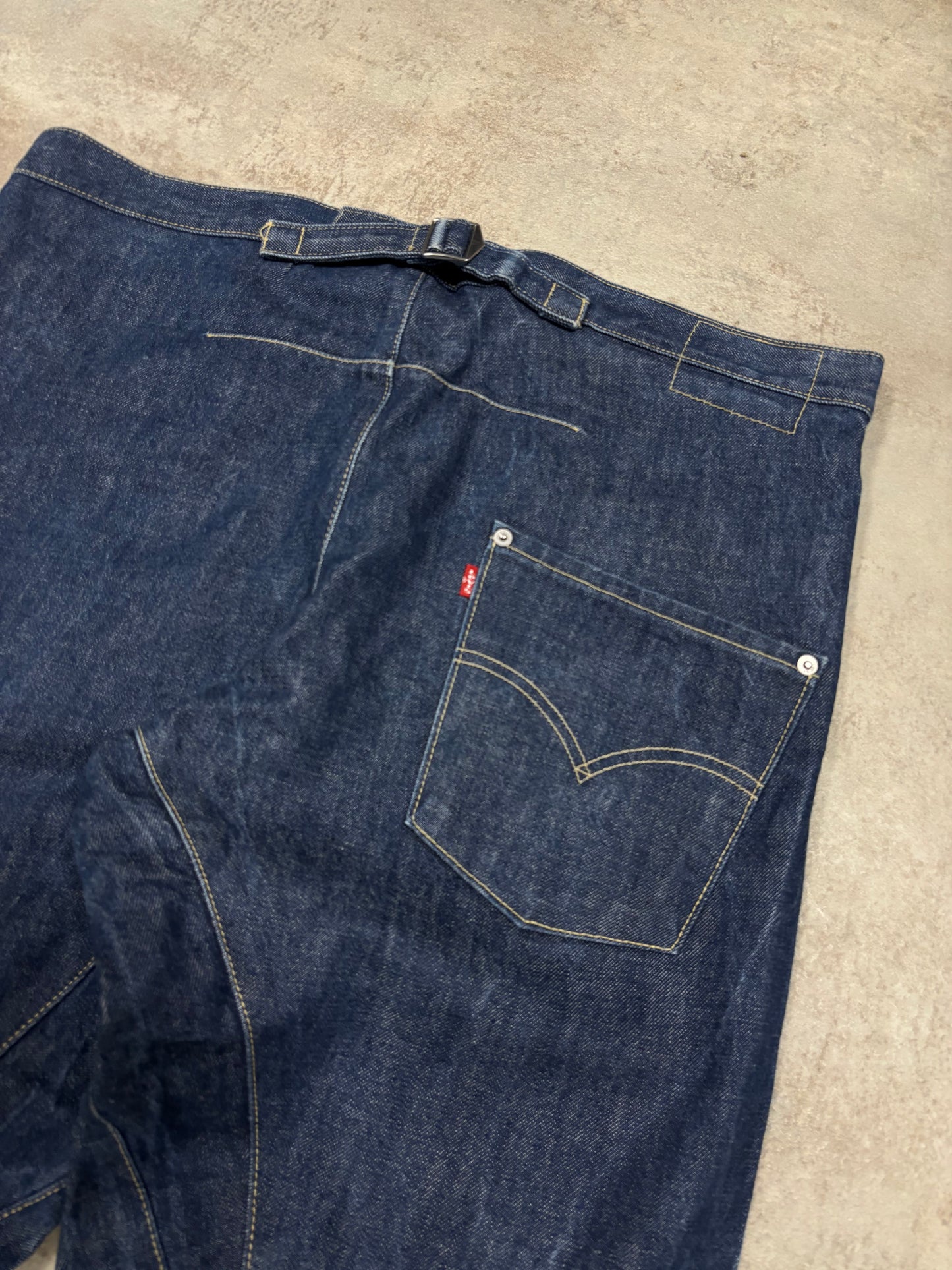 Pantalones Asimétricos Levi’s Engineered 00s Vintage - XL
