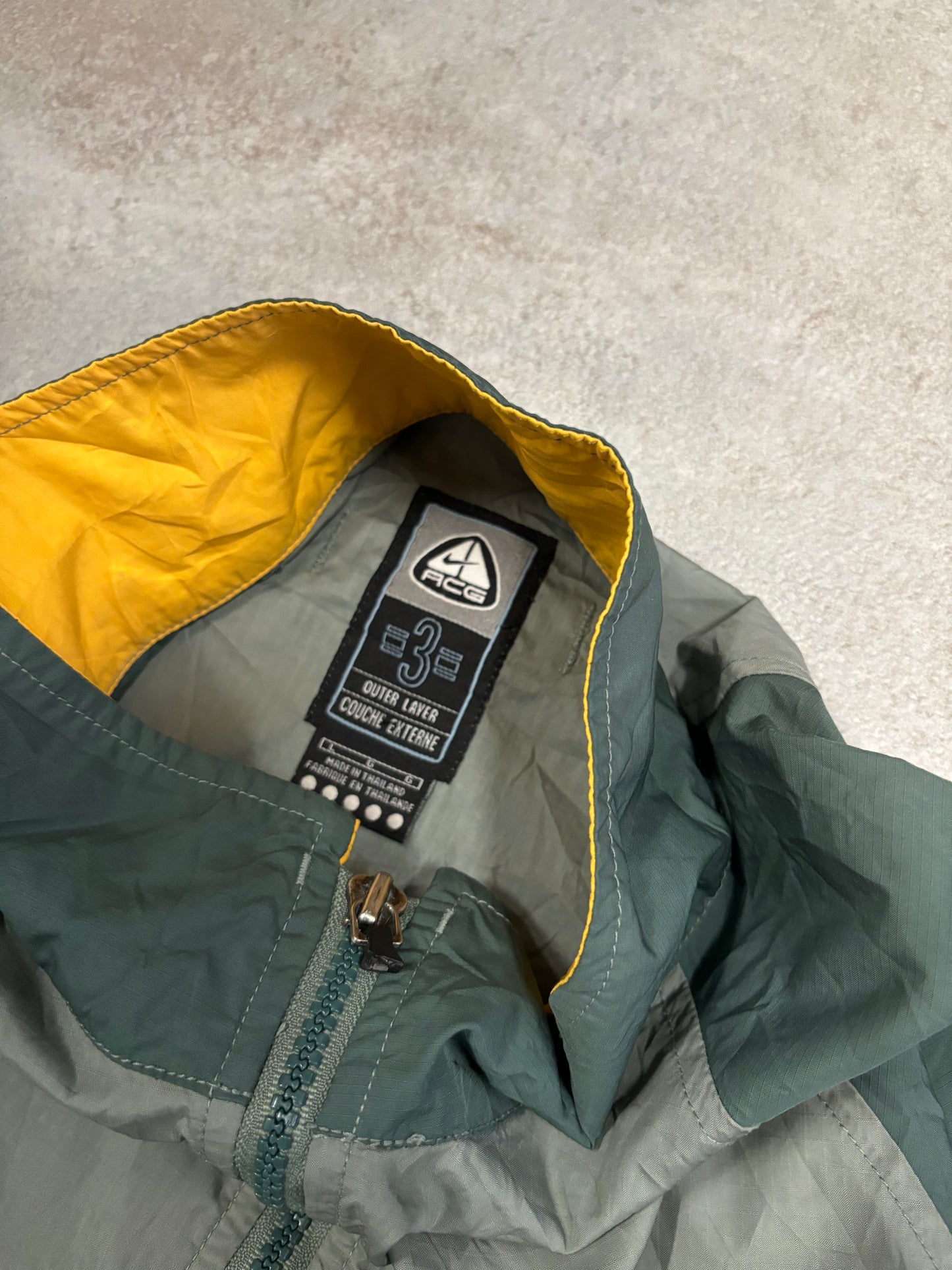 Vintage Nike ACG Packable Windbreaker Jacket - L