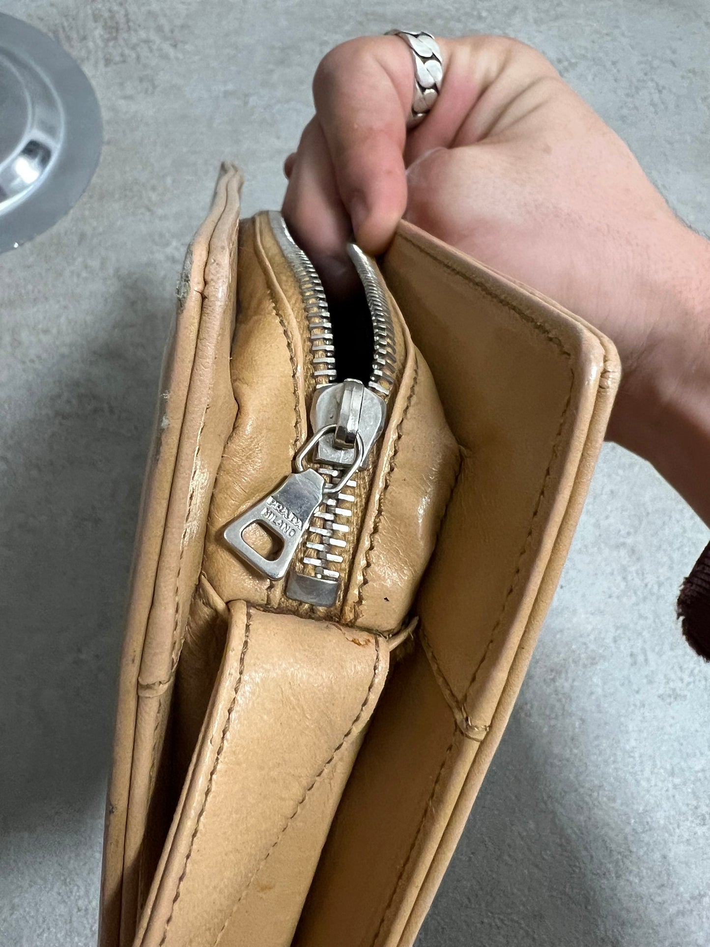 Bolso Cuero ‘Charol’ Vintage Prada 90’s