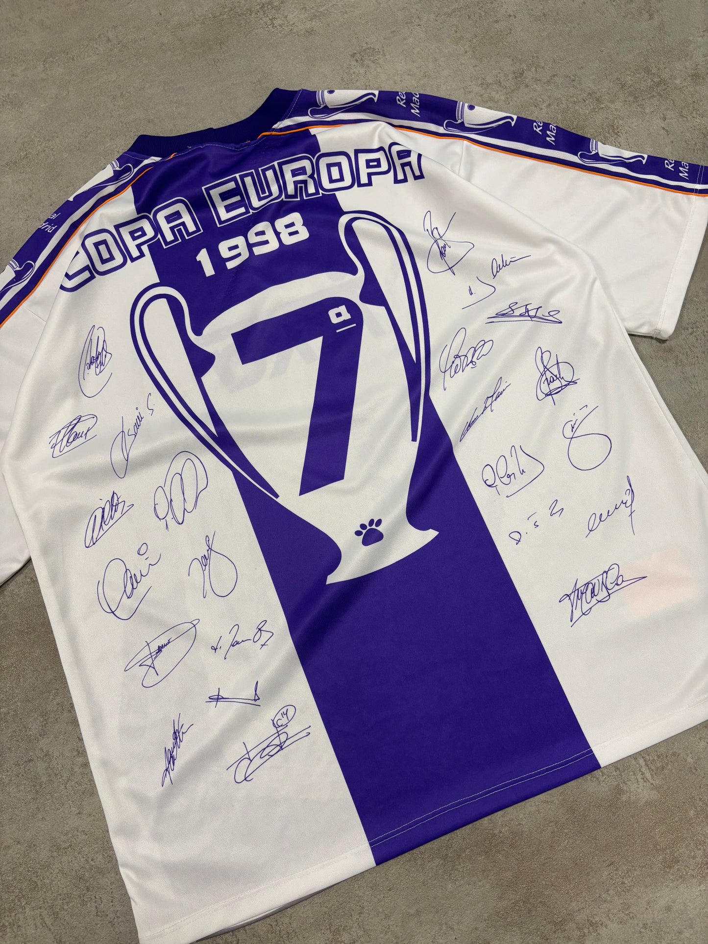 Camiseta Kelme Real Madrid Campeón de Europa 7tma 1998 Vintage - XL
