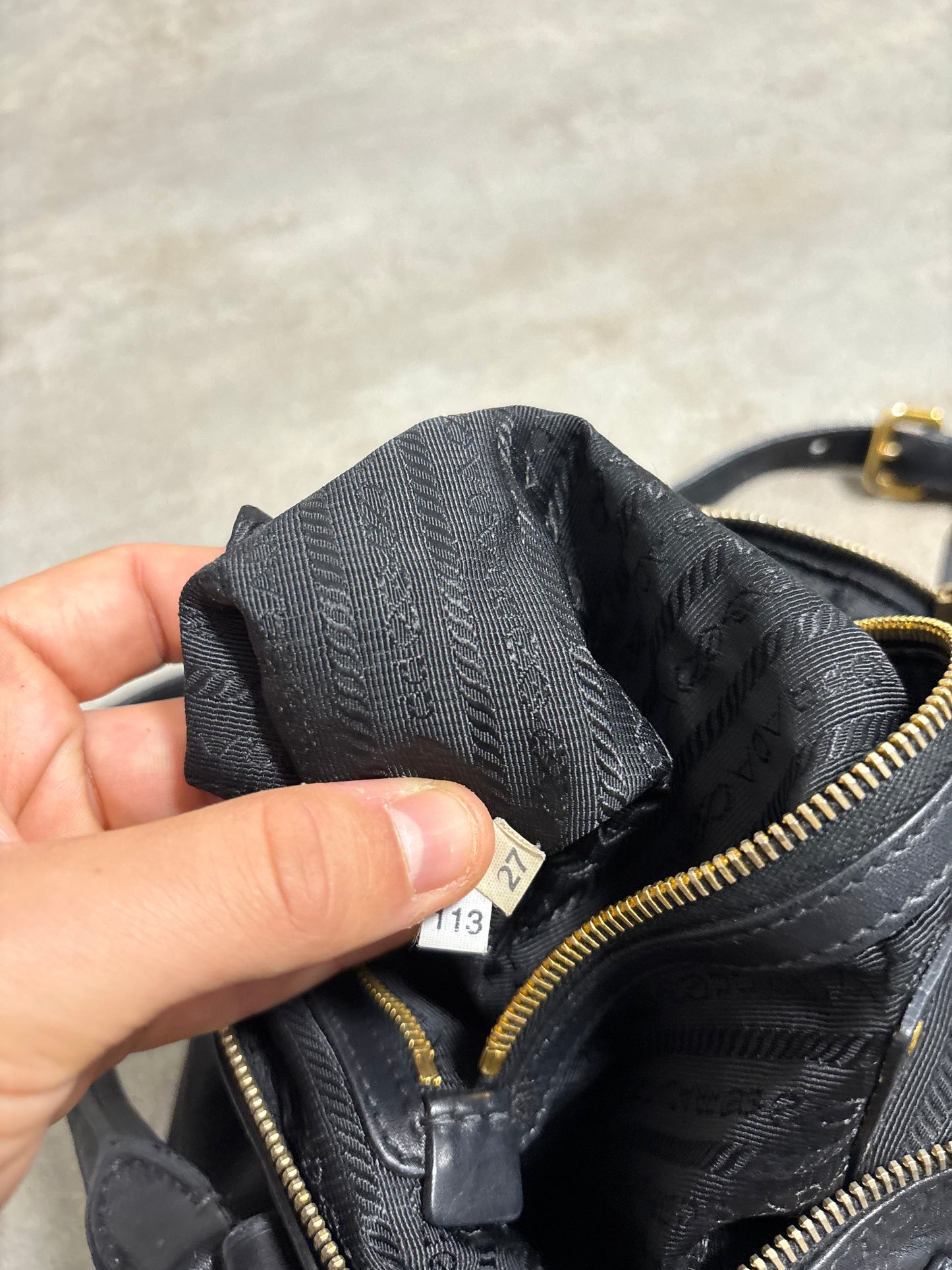 Bolso Satchel Cuero Prada 00s Vintage