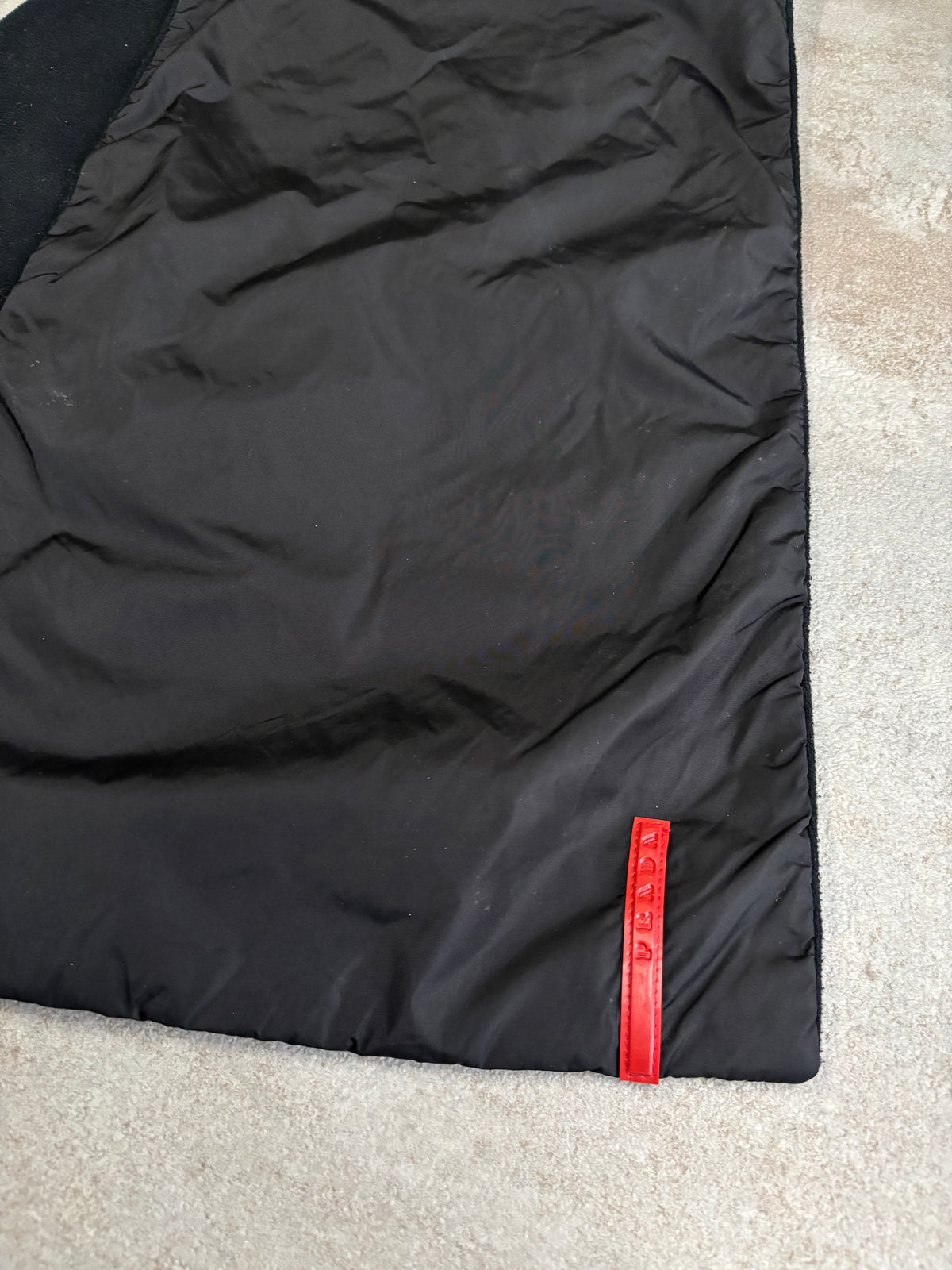 Bufanda Doble Textura Nylon Prada 00s Vintage