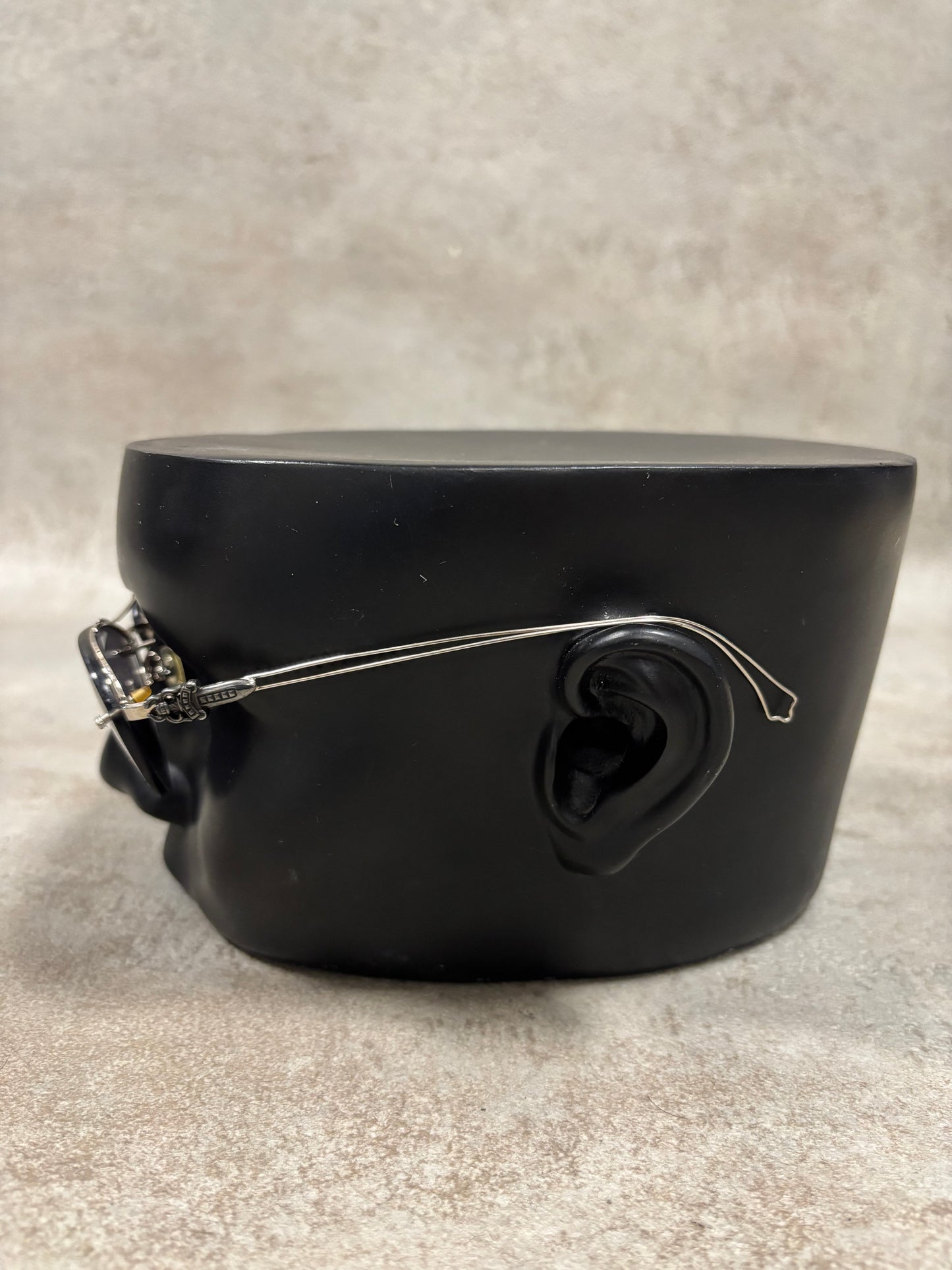 Gafas Ovaladas ‘Drag Pipe IV Shiny Black’ Metálicas Chrome Hearts