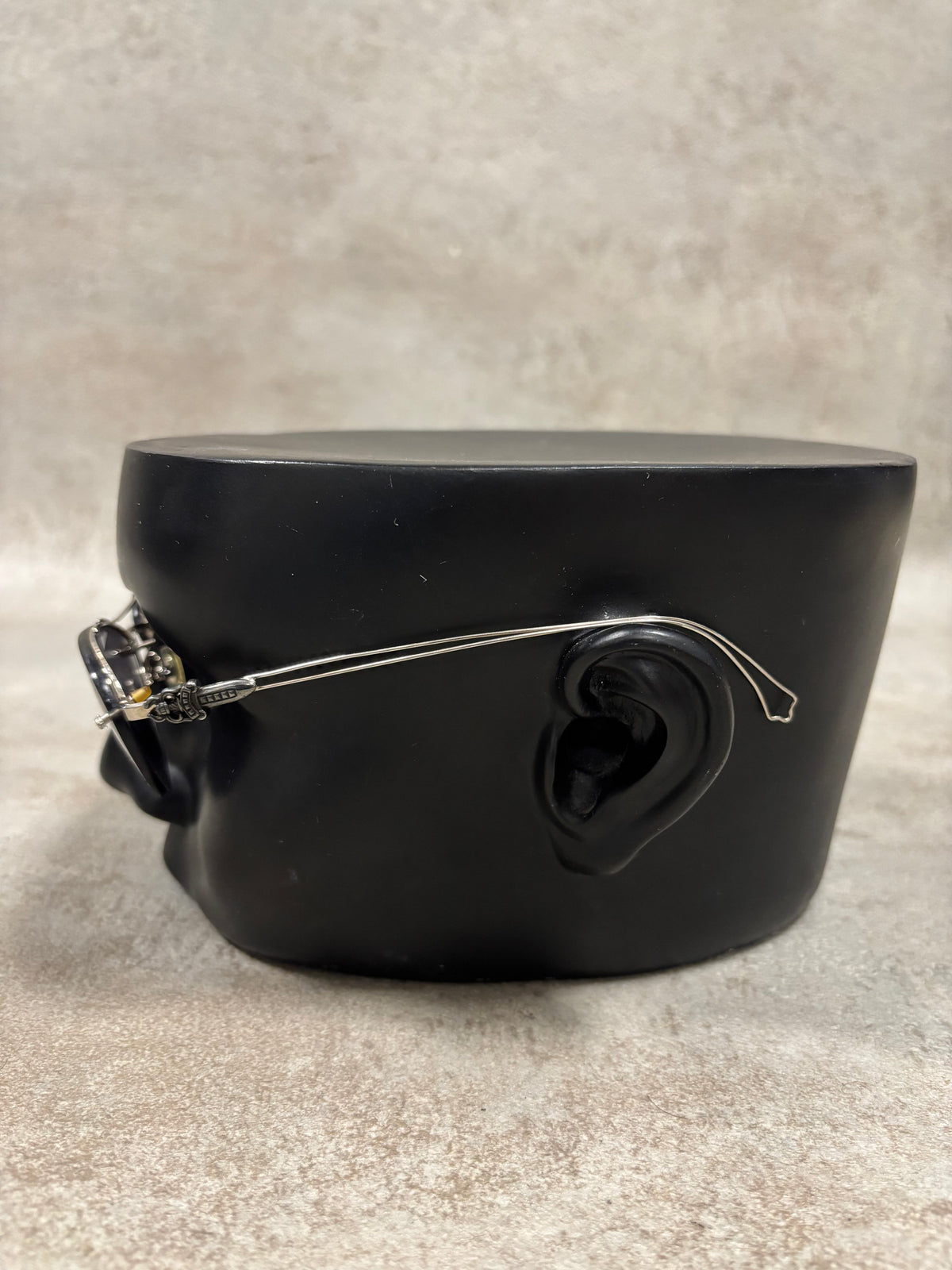 Gafas Ovaladas ‘Drag Pipe IV Shiny Black’ Metálicas Chrome Hearts