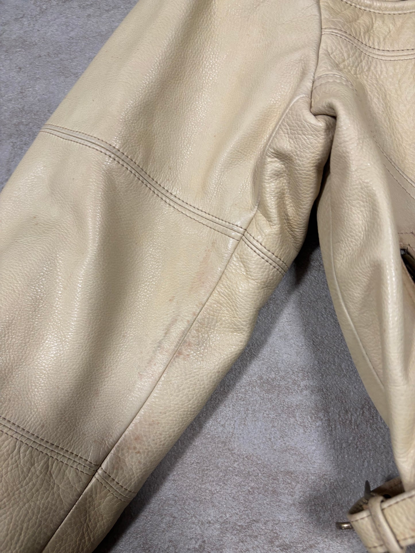 Chaqueta Asimétrica Cuero Emporio Armani 90s Vintage - M Woman