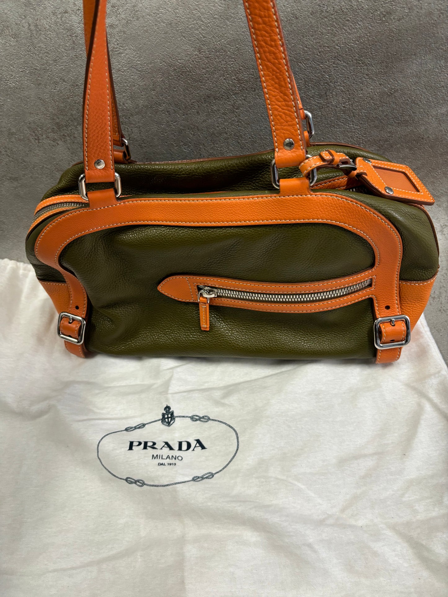 Bolso Cuero ‘Bowling’ Prada 00s Vintage