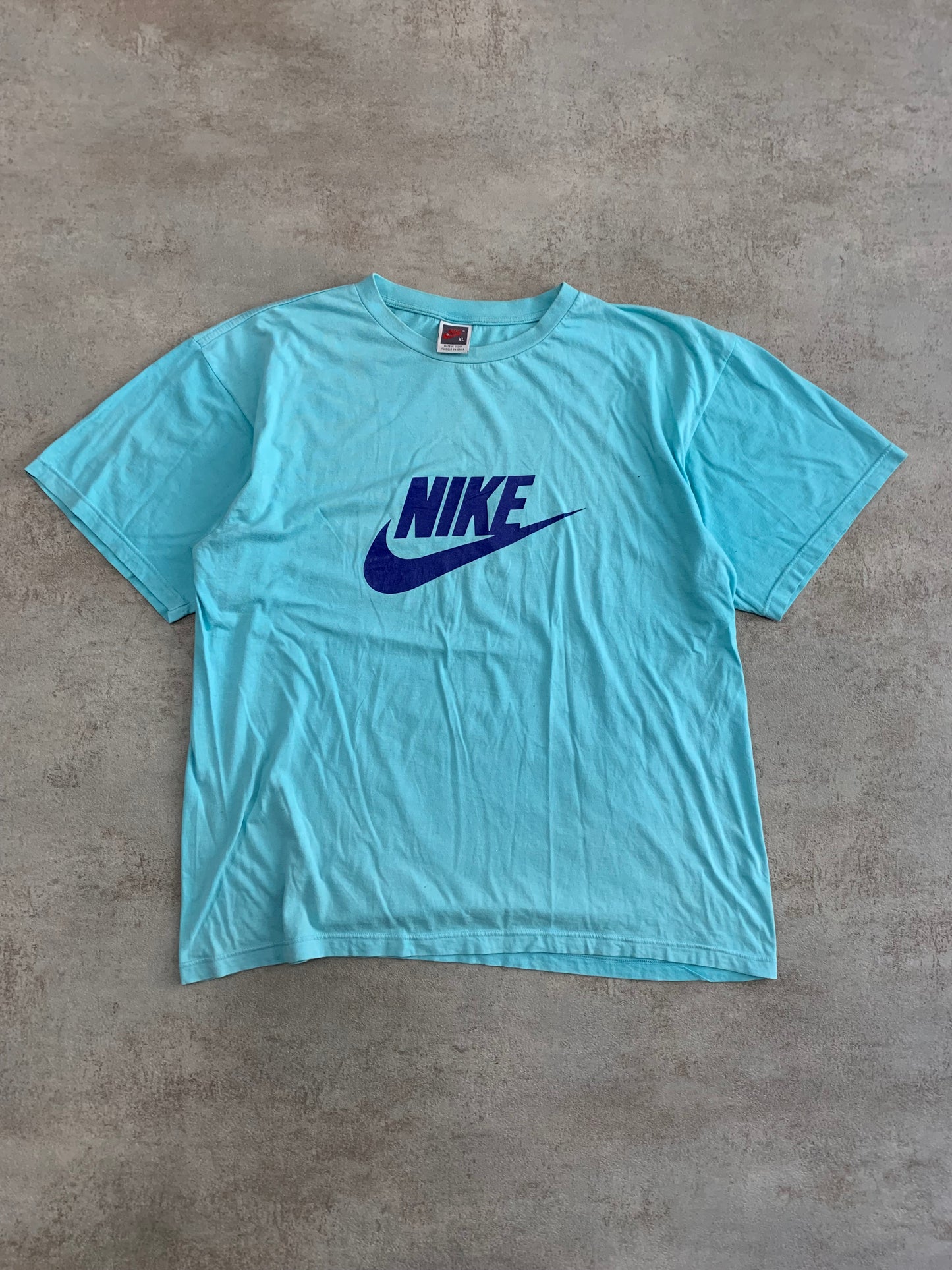 Camiseta Vintage Nike 80’s - L