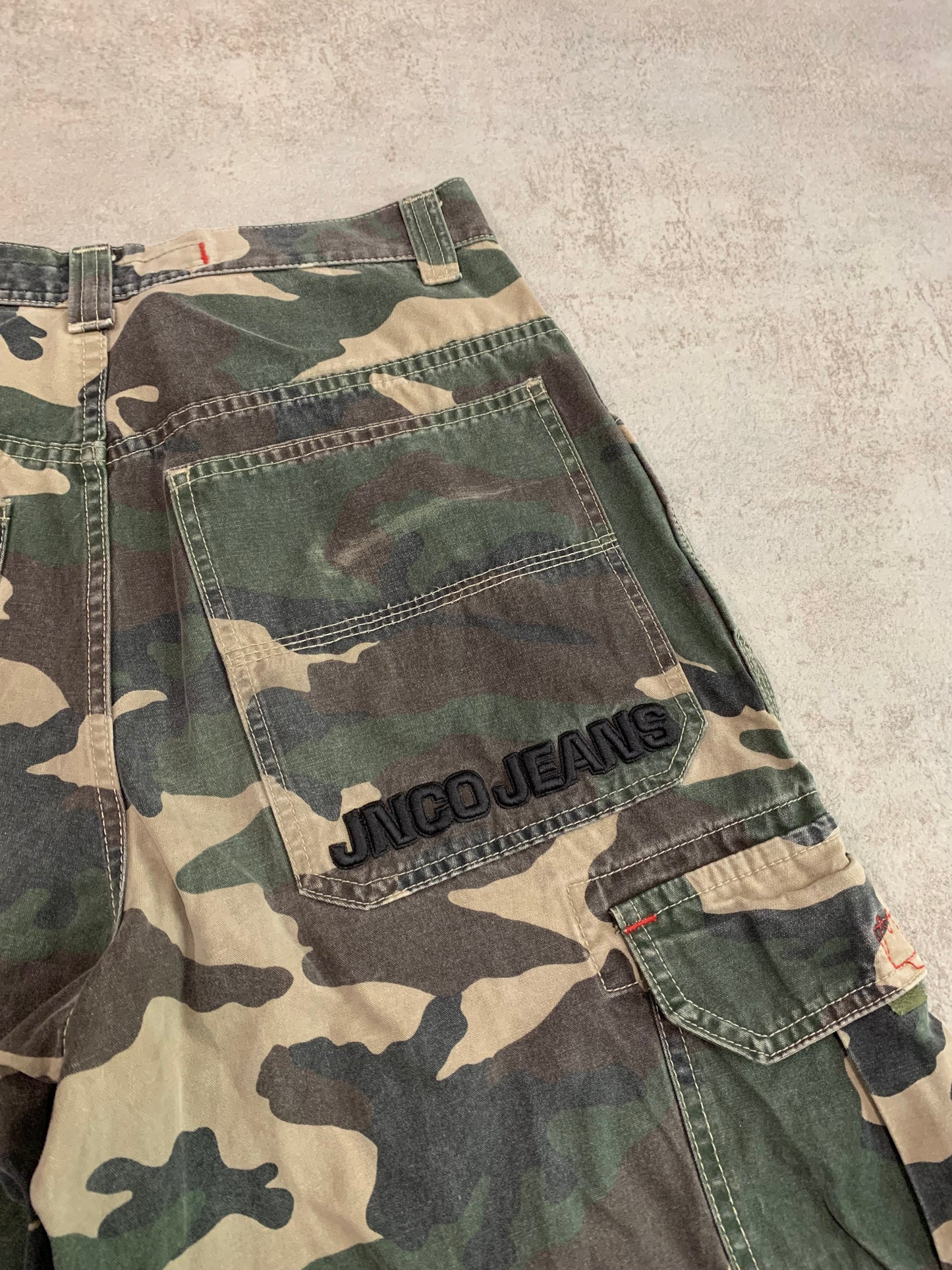 Shorts Militares Vintage JNCO 00’s - S