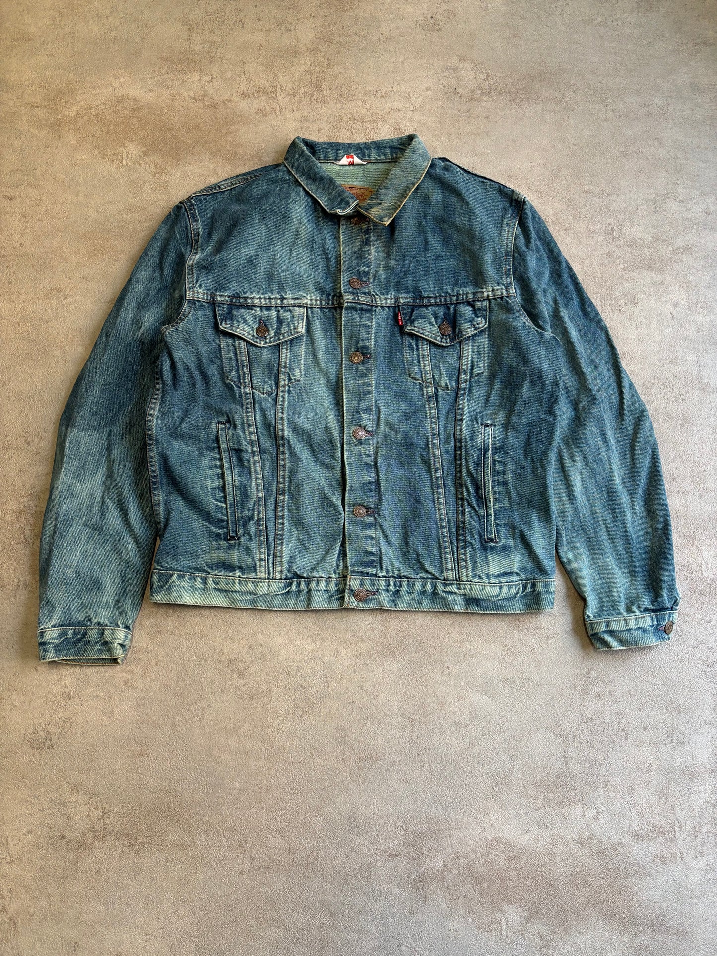 Chaqueta Levi’s ‘Real Stained’ 90s Vintage - M